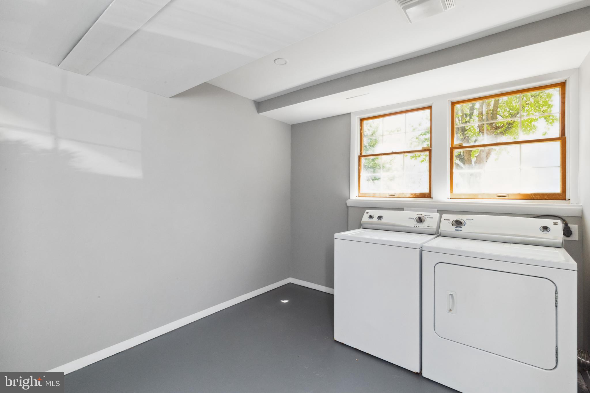 LITTLE ROCKY RUN - Residential Lease