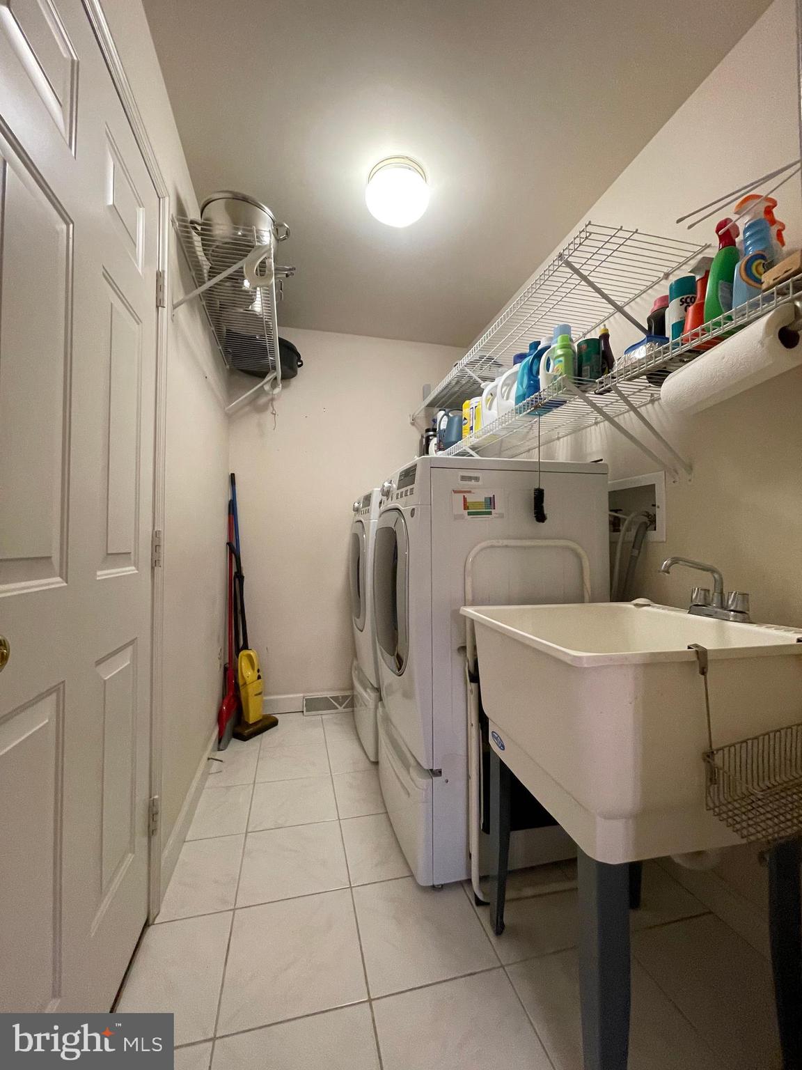 WILLOW RUN - Residential