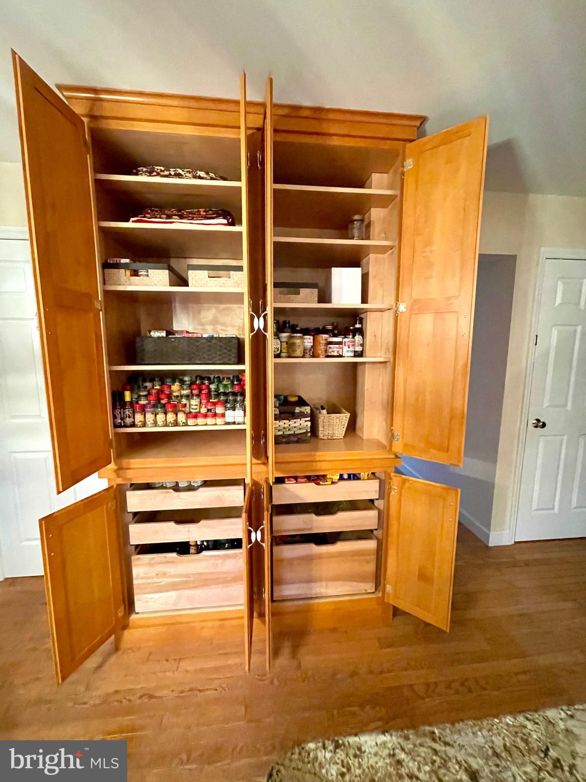 WILLOW RUN - Residential