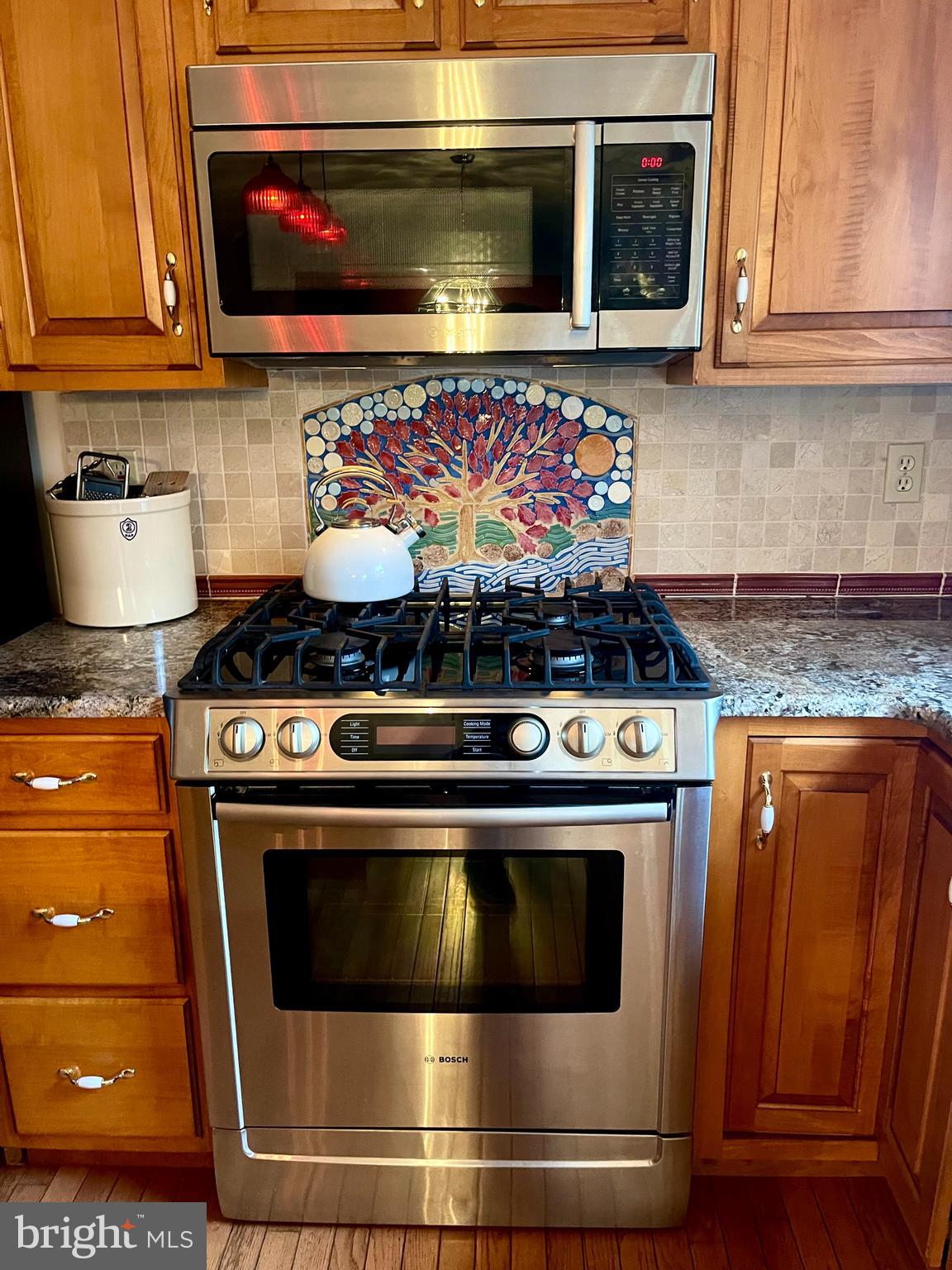 WILLOW RUN - Residential