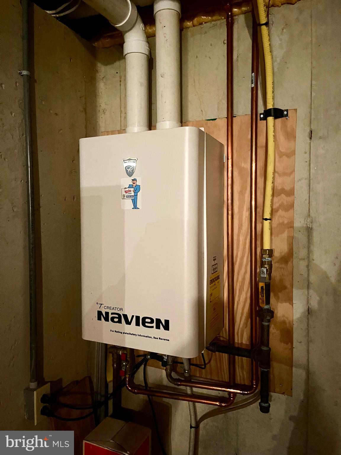 WILLOW RUN - Residential