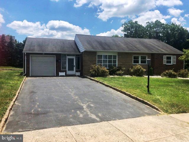 Available Immediately in Plymouth Township. Single Rancher Freshly Painted, Central Air, Screened in Sun Porch. 1st floor offers Large Kitchen, Dining Room area, and Large Living room. 3 bedrooms, and Full bath. Breezeway between Garage and door to Living Room with Enclosed Rear Porch. Lower Level offers powder Room, tons of Storage and Laundry Facilities. Front & Rear Yard perfect for those Summer Barbeques. 1 Car Garage an Driveway parking too. Great Location, close to Shopping centers, downtown Conshohocken, Major Highways, and local Train Station. Call for your appointment today! Available for rent immediately.