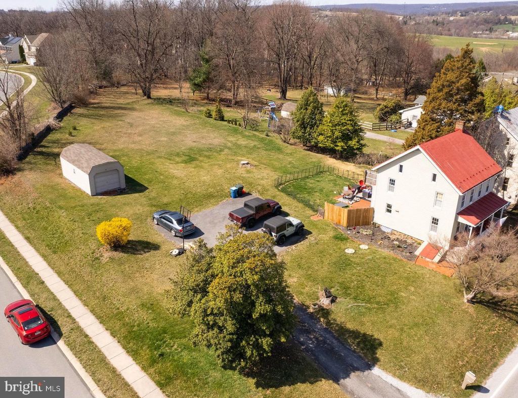 Photo of 1900 Freysville Road, YORK, PA 17406 (MLS # PAYK2093120)
