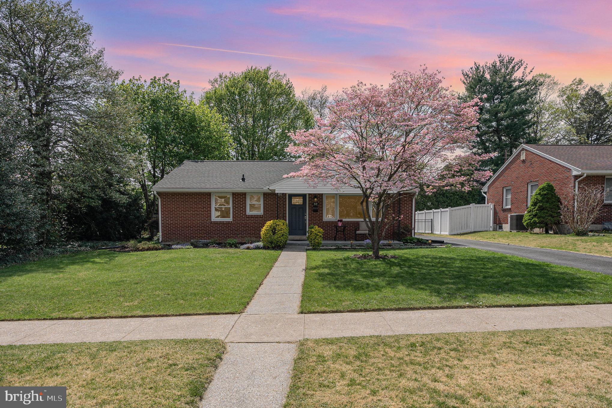 OAKWOOD PARK - Residential