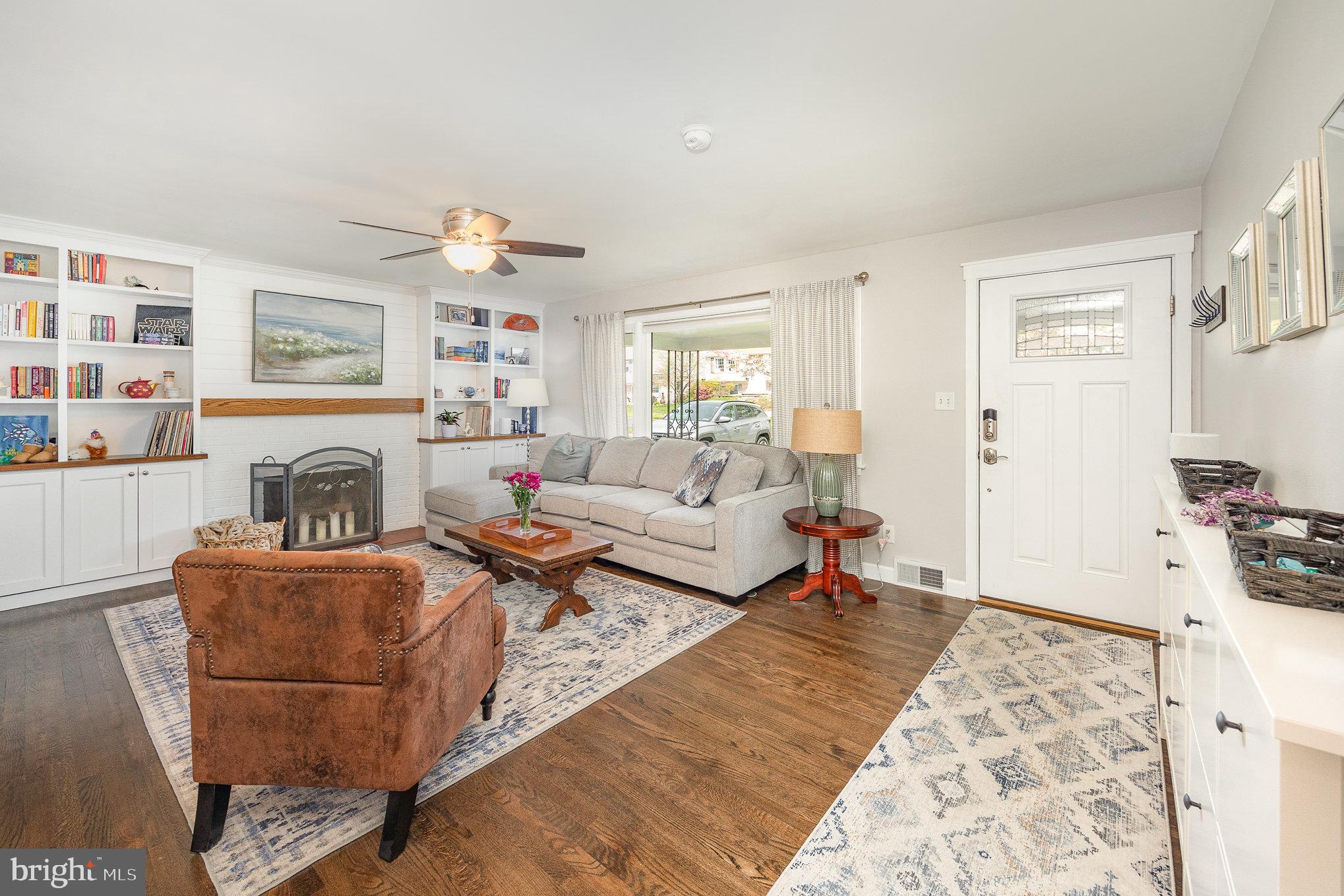 OAKWOOD PARK - Residential