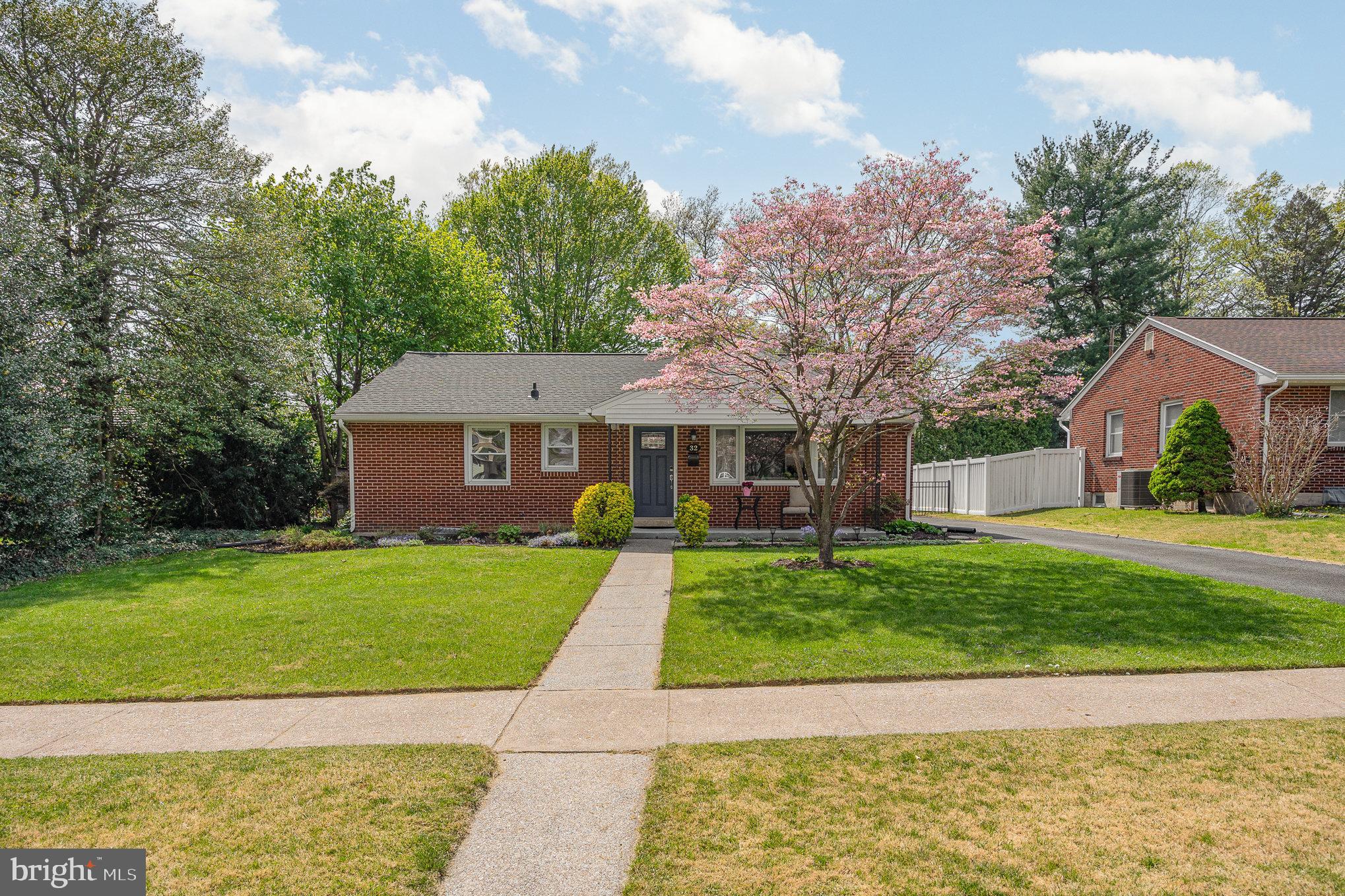 Welcome to this well cared for and updated all brick ranch that is extremely convenient to local amenities. Inside recent updates include plenty of built-ins, quartz kitchen counters, Silgranit sink, soft close drawers, stainless appliances, recessed lighting and luxury vinyl plank flooring. Outside you’ll find a paved driveway, covered front porch and spacious patio out back for those summertime gatherings. The roof has been replaced in 2022 and boast a transferable warranty for the new owner! A repointed and capped chimney round out a few of the improvements on this move-in ready ranch with all appliances included. Schedule your private showing today and see if Oak Ave could be your next new home!