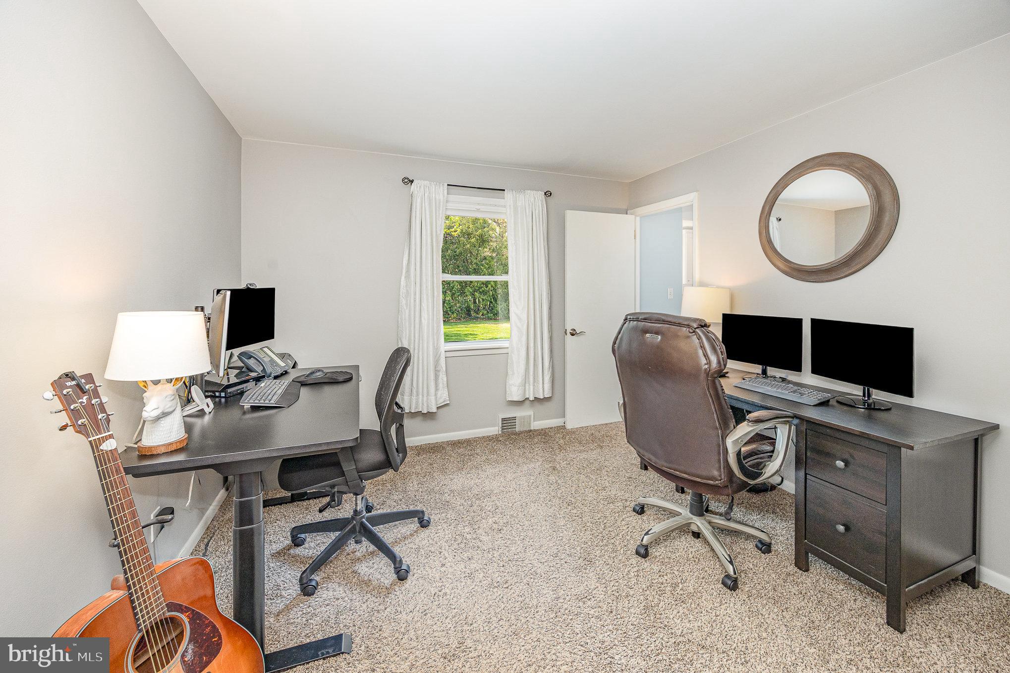 OAKWOOD PARK - Residential