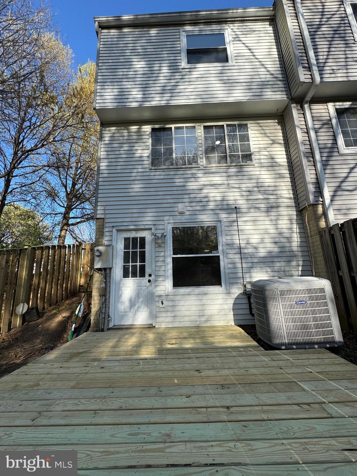 NEWINGTON COMMONS - Residential