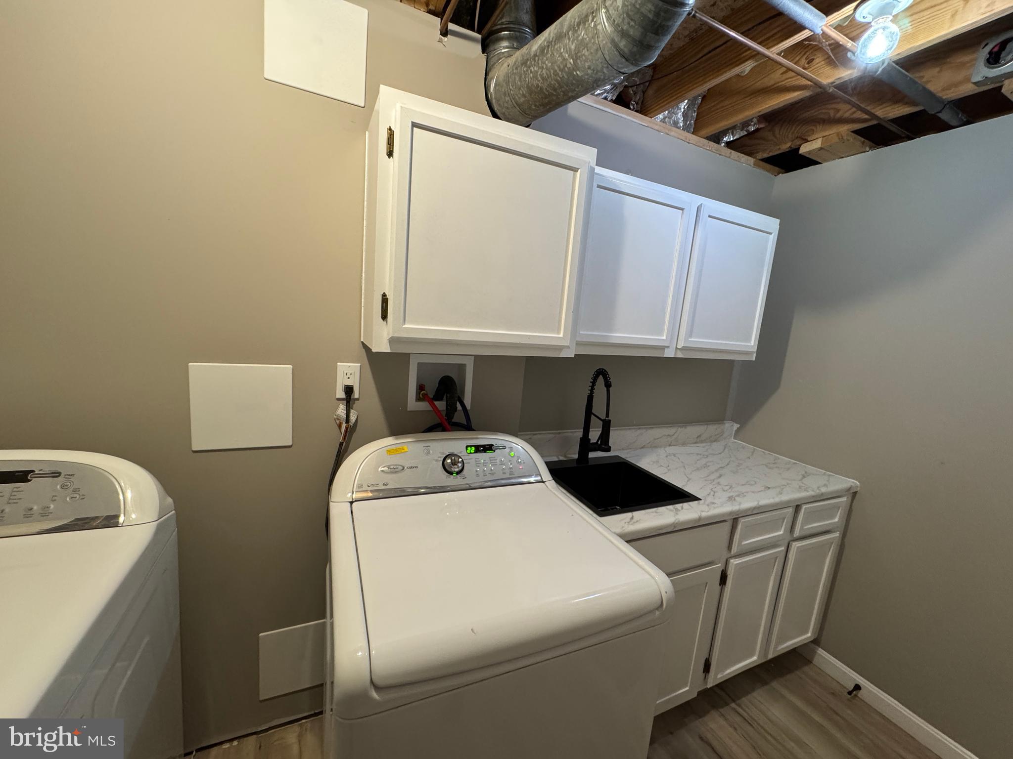 NEWINGTON COMMONS - Residential