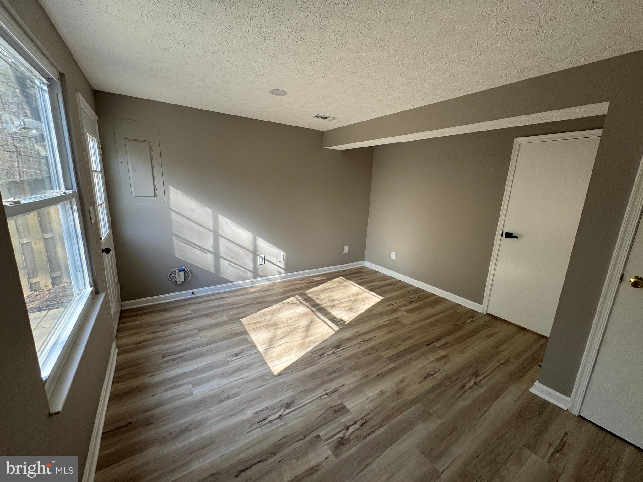 NEWINGTON COMMONS - Residential