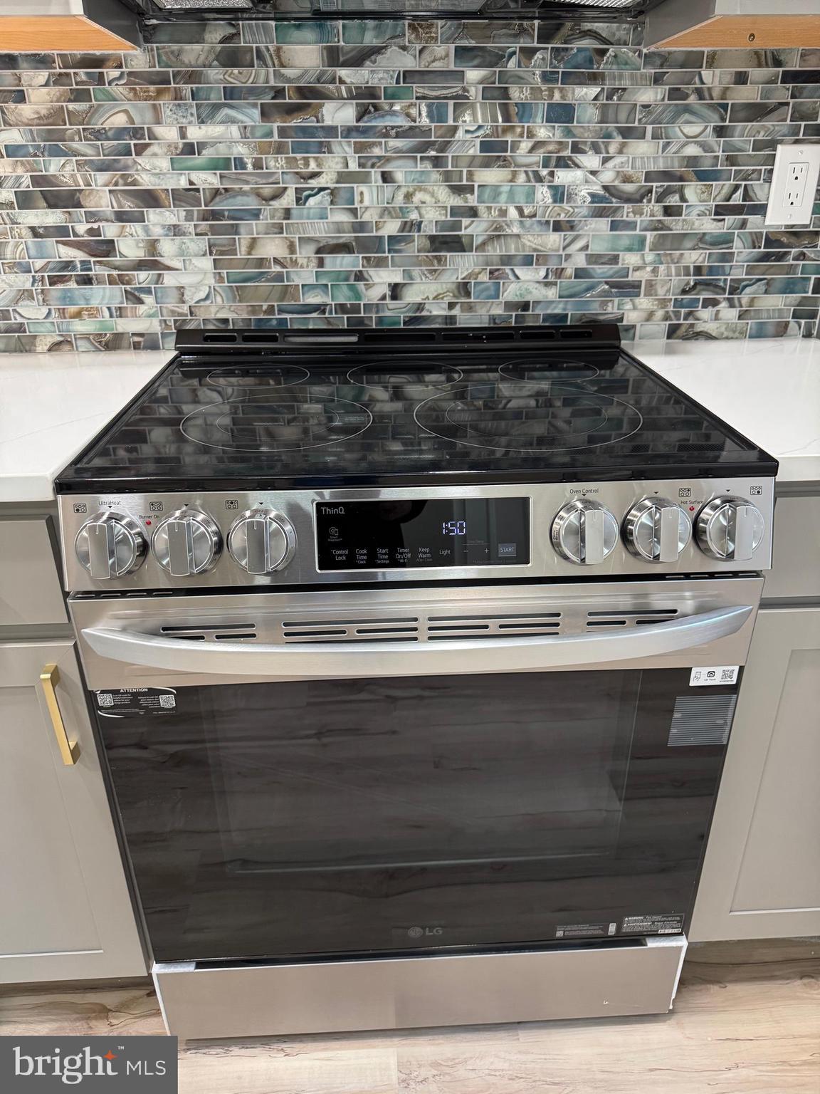 NEWINGTON COMMONS - Residential