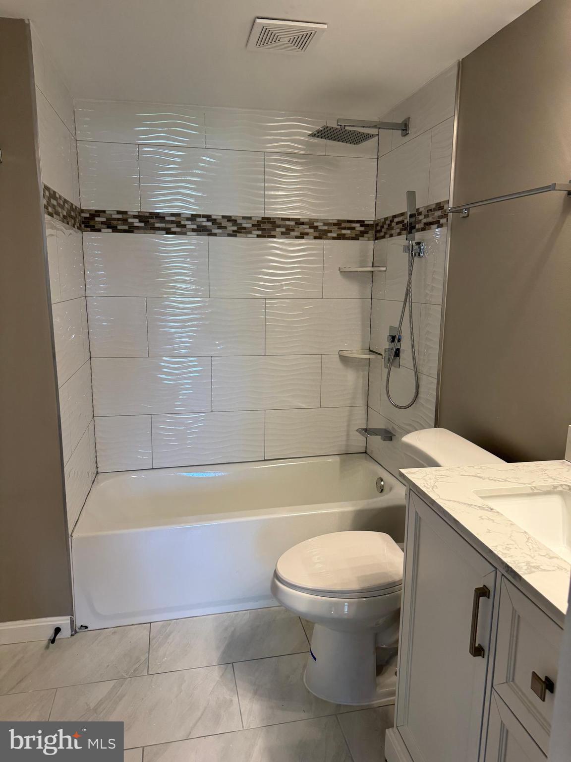 NEWINGTON COMMONS - Residential