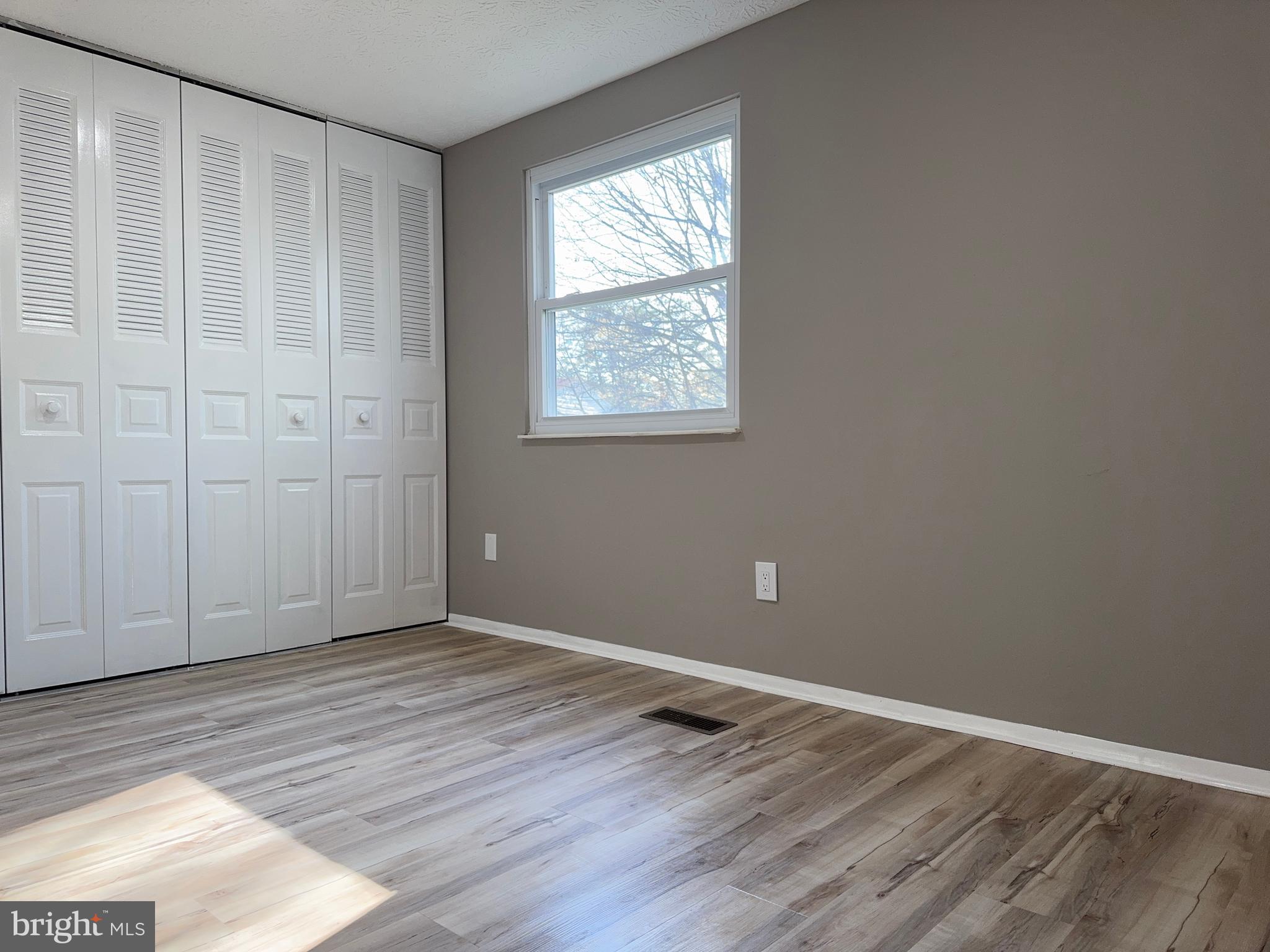 NEWINGTON COMMONS - Residential