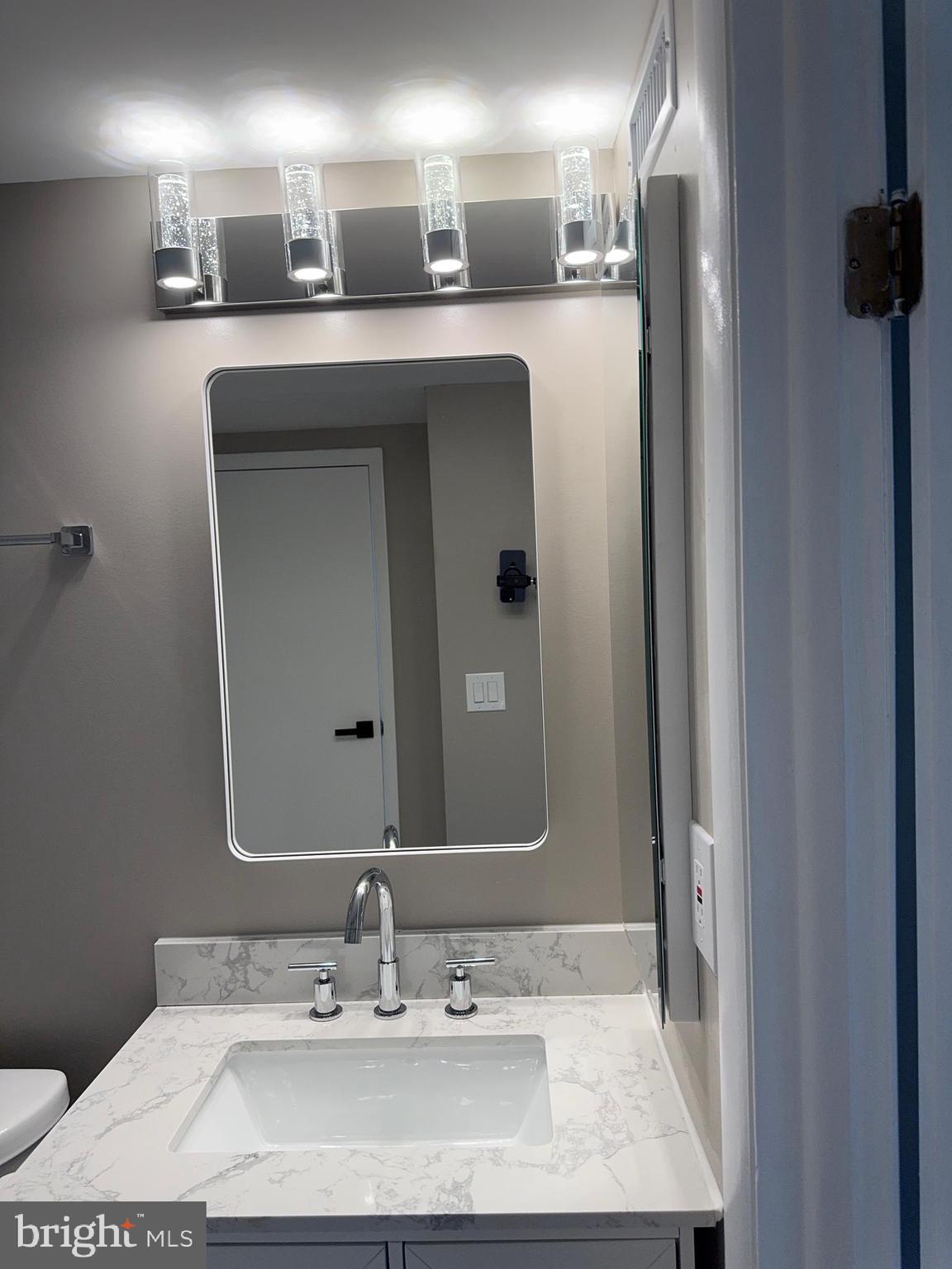 NEWINGTON COMMONS - Residential