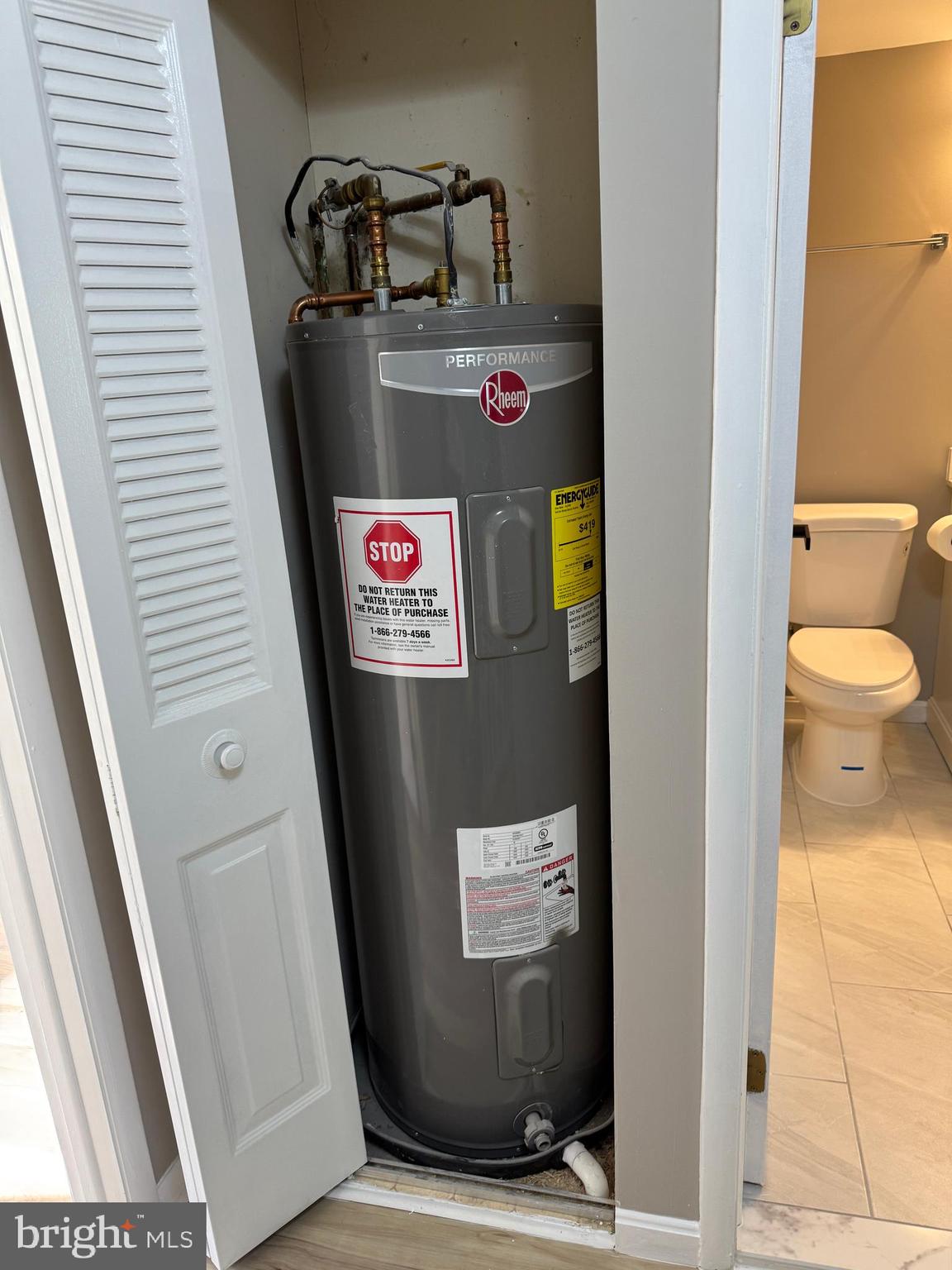 NEWINGTON COMMONS - Residential