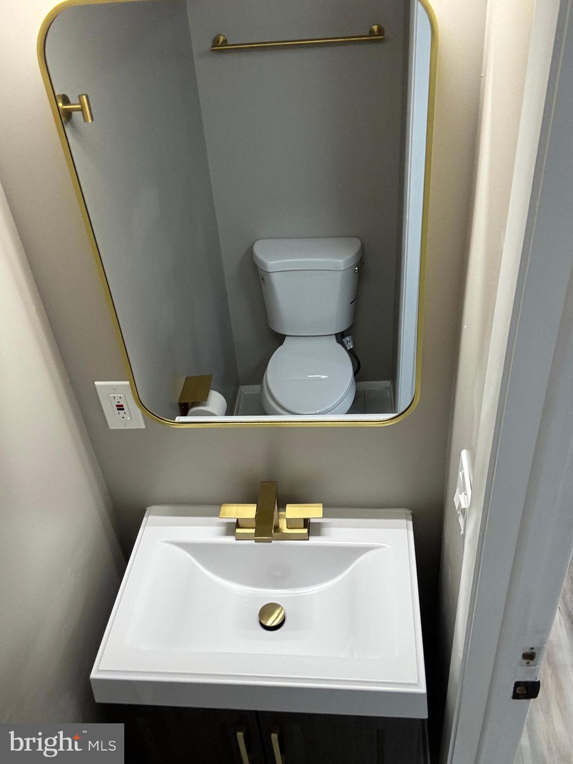 NEWINGTON COMMONS - Residential