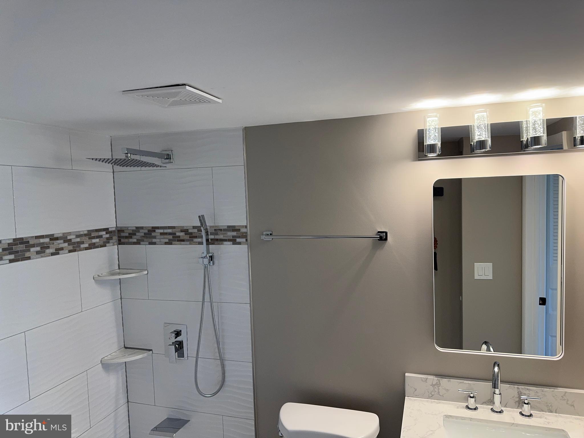 NEWINGTON COMMONS - Residential