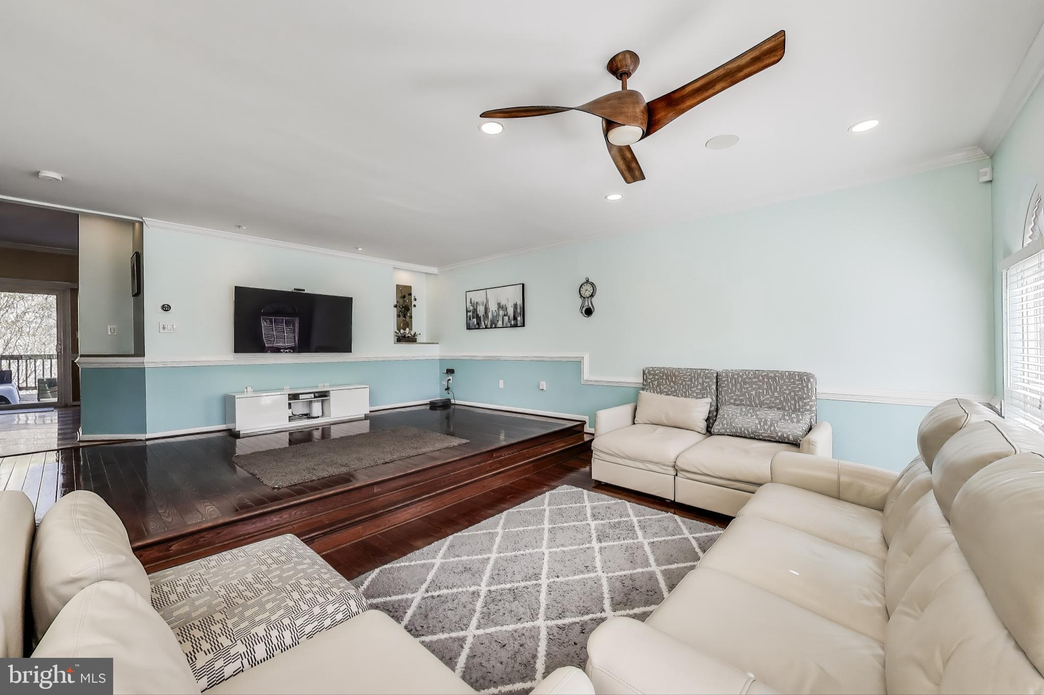 WATERS EDGE - Residential Lease