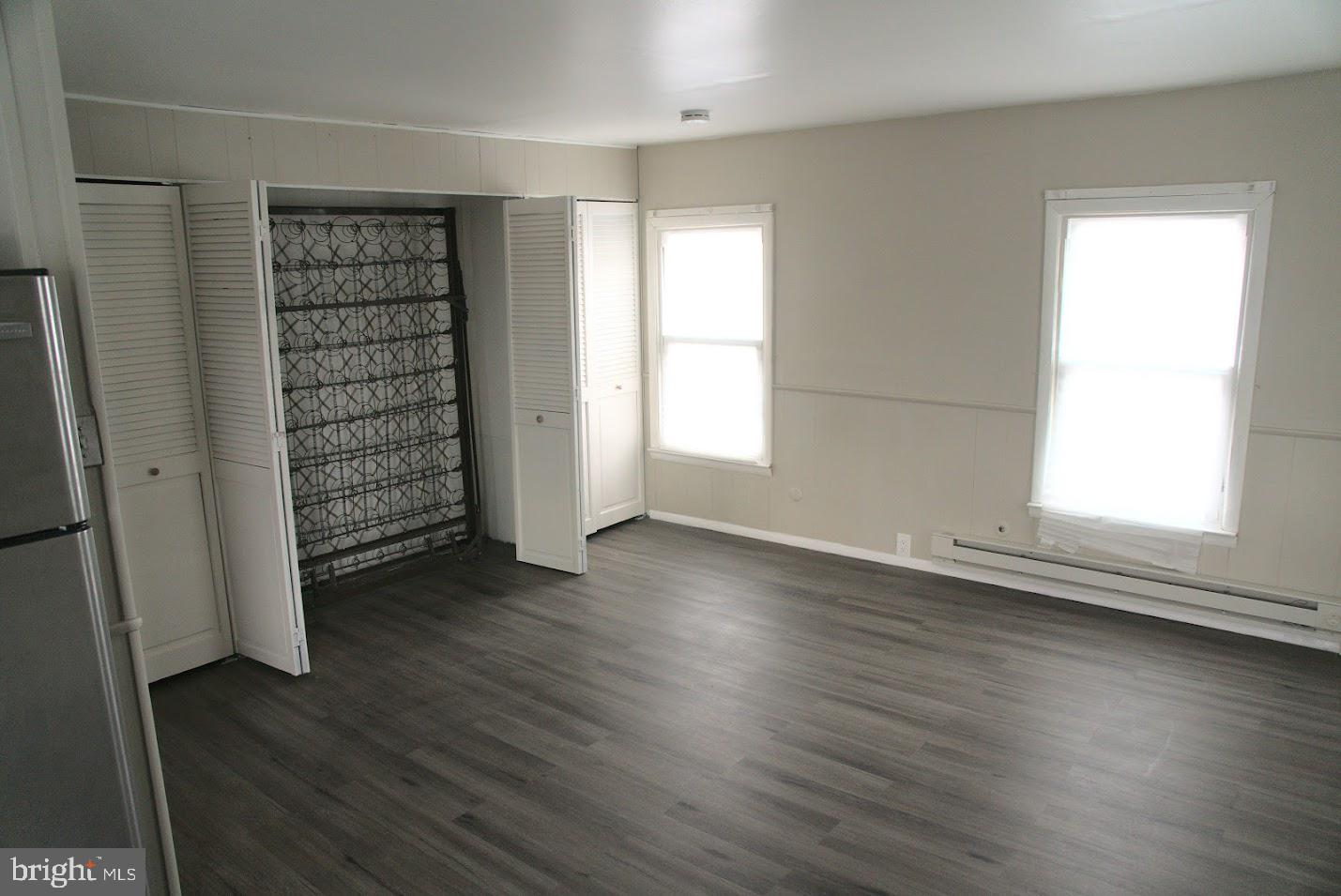 410 MONMOUTH STREET