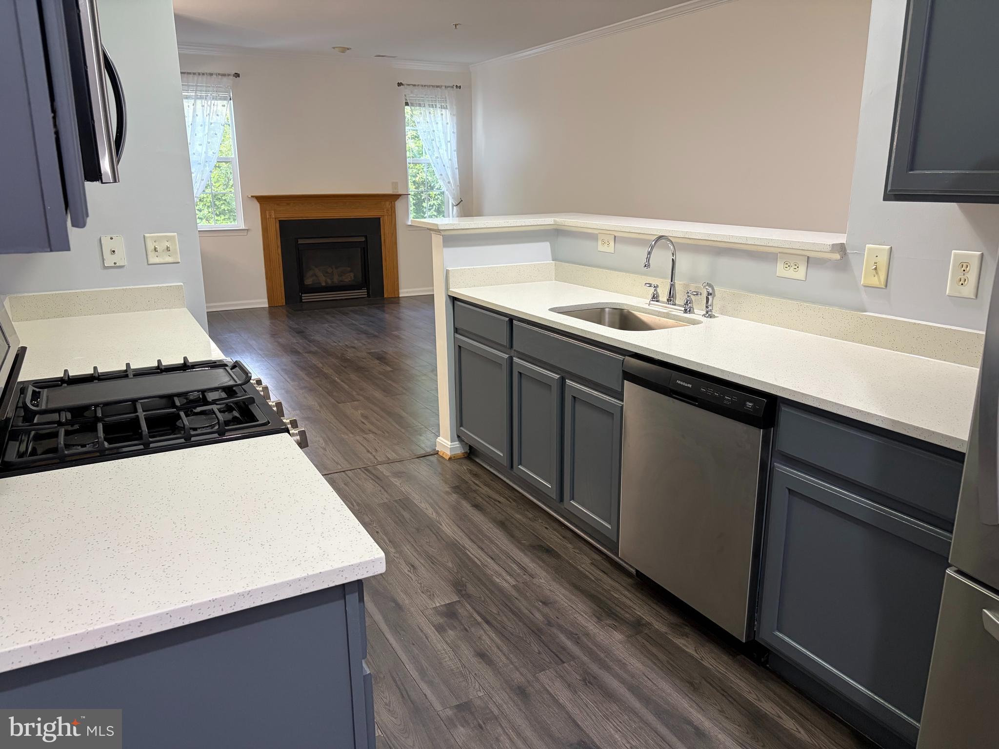 9645 DEVEDENTE DRIVE 204