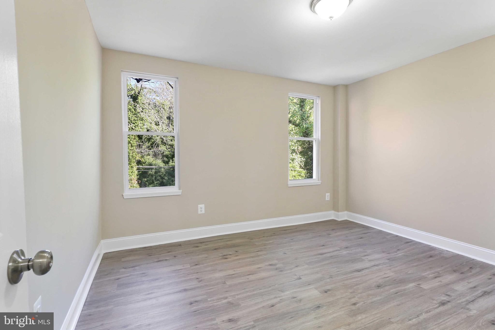 PARK CIRCLE - Residential Lease