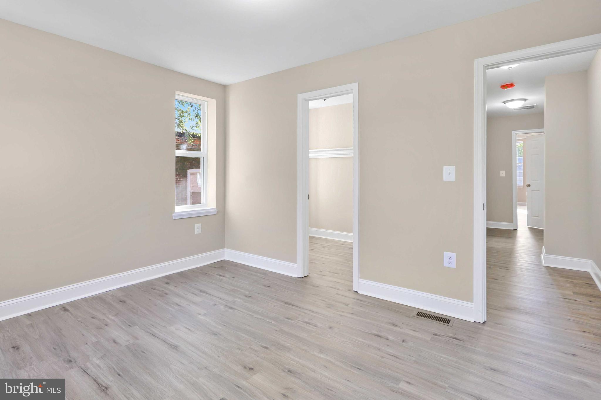 PARK CIRCLE - Residential Lease