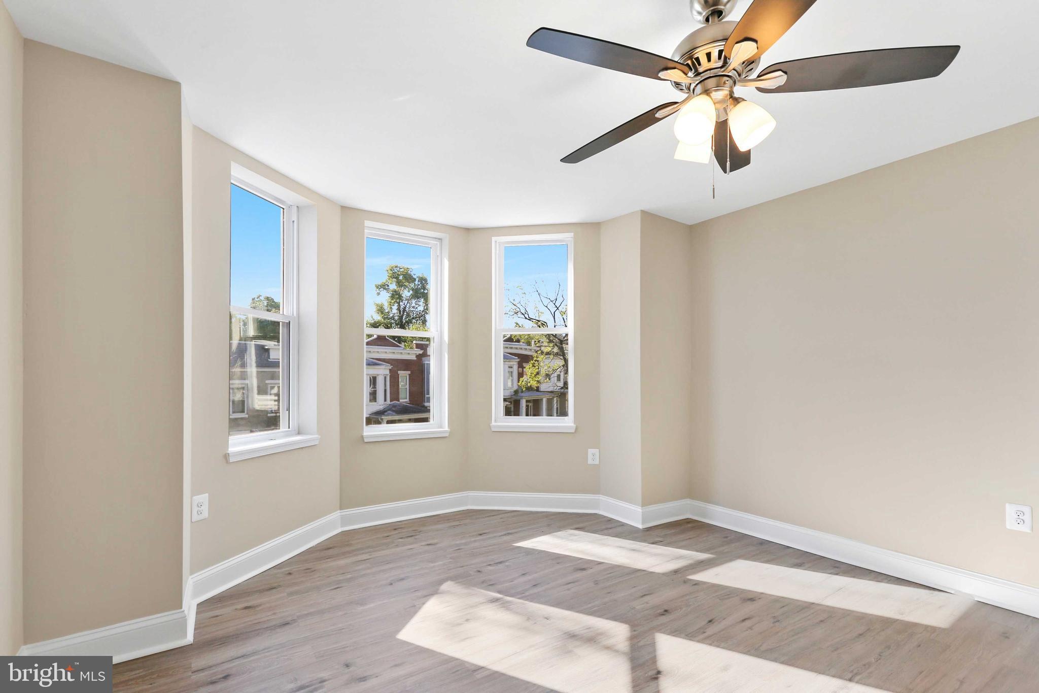 PARK CIRCLE - Residential Lease