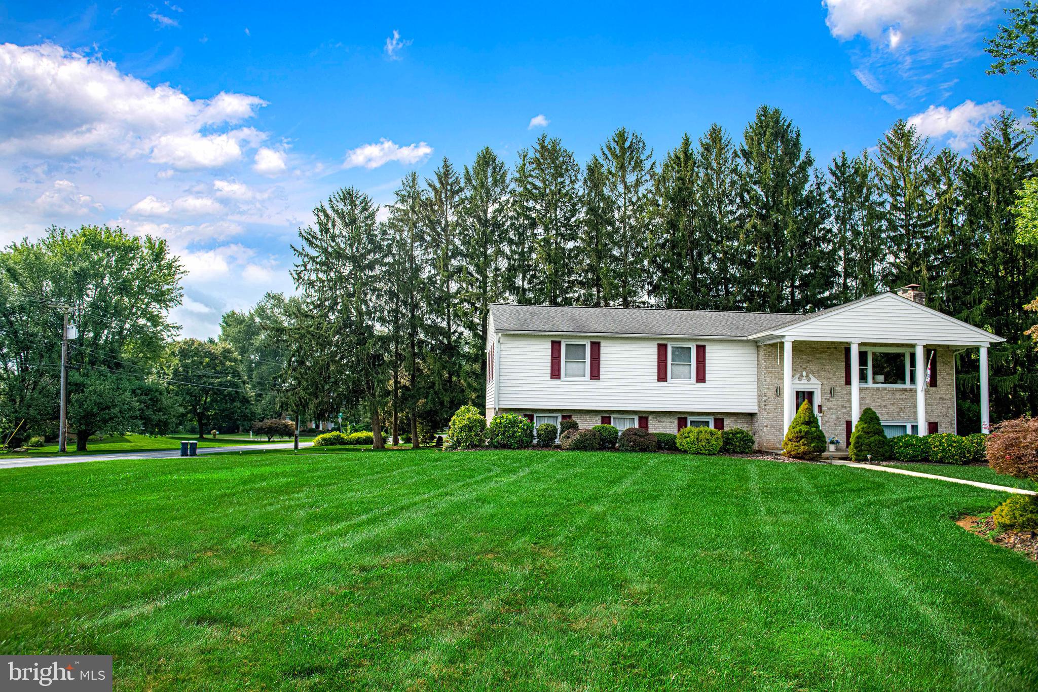 708 PLEASANT HILLS CIRCLE