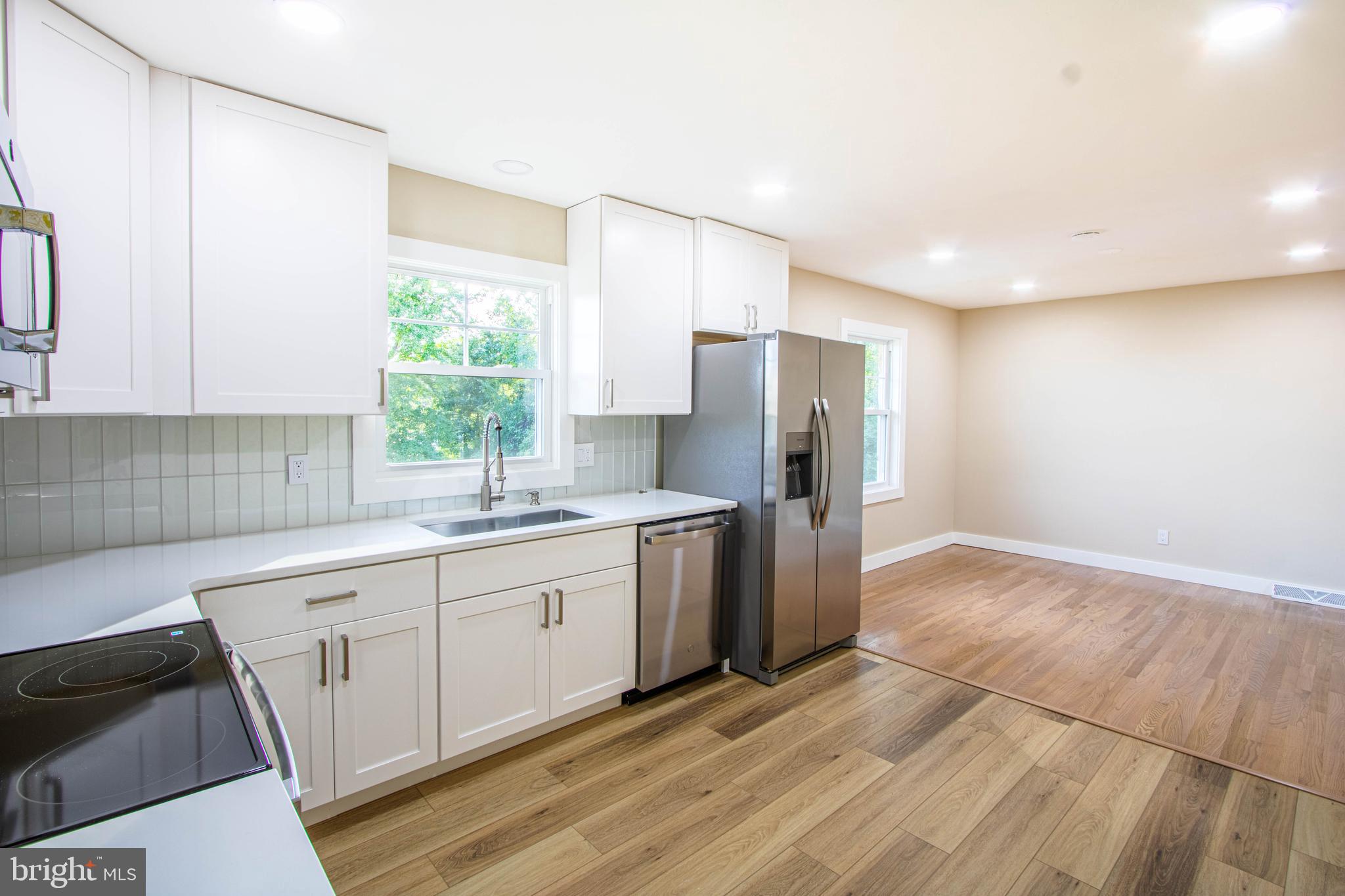877 TRUSLOW ROAD