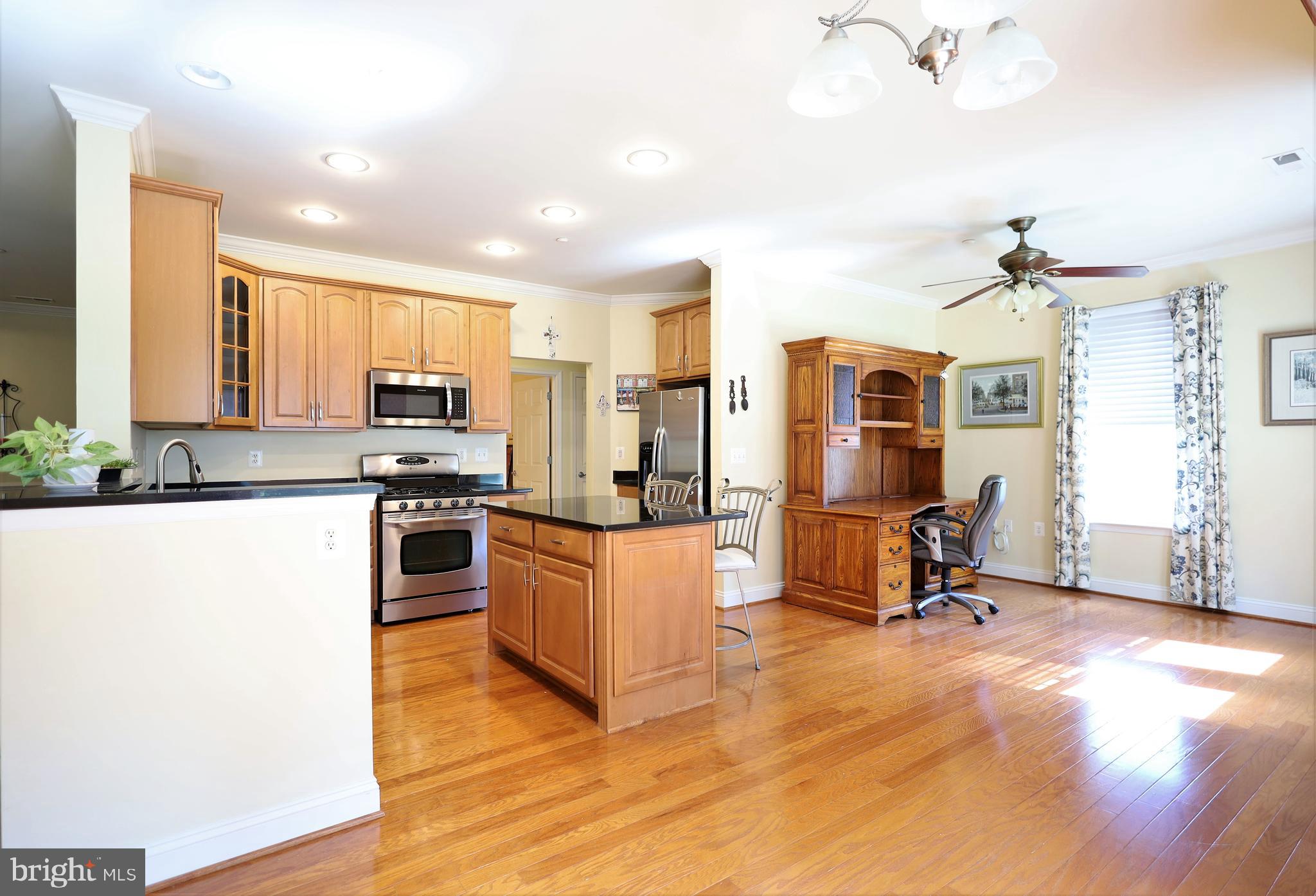 TIREE LAND CONDOMINIUMS - Residential