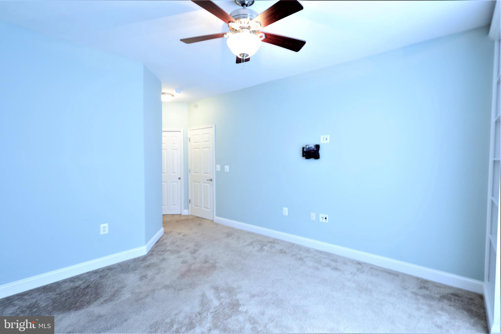 TIREE LAND CONDOMINIUMS - Residential