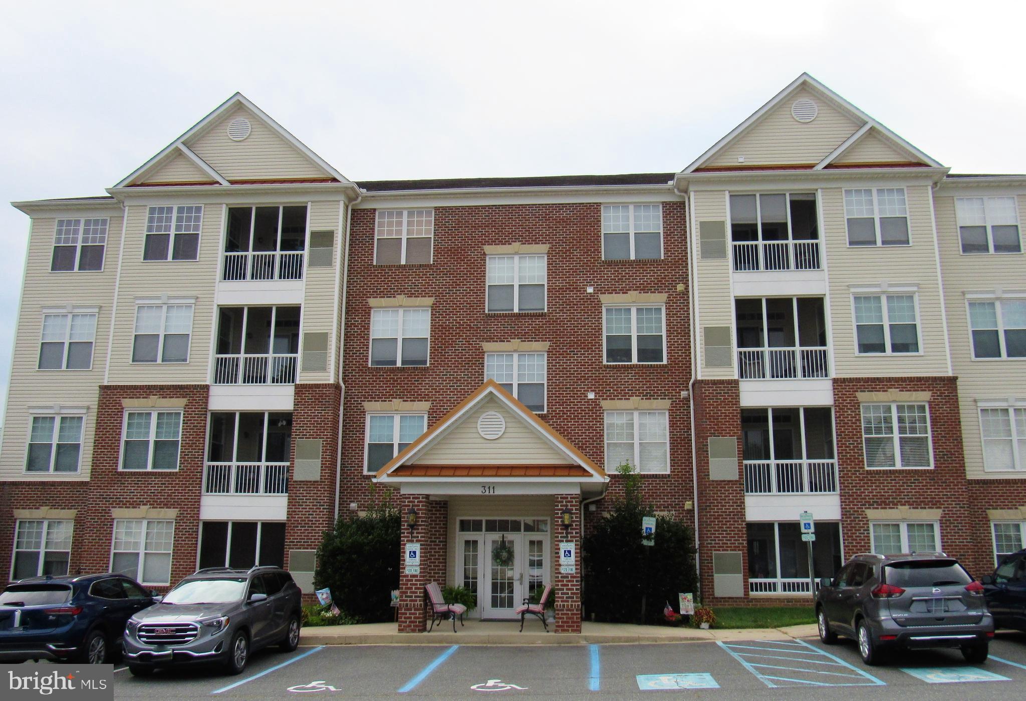 TIREE LAND CONDOMINIUMS - Residential