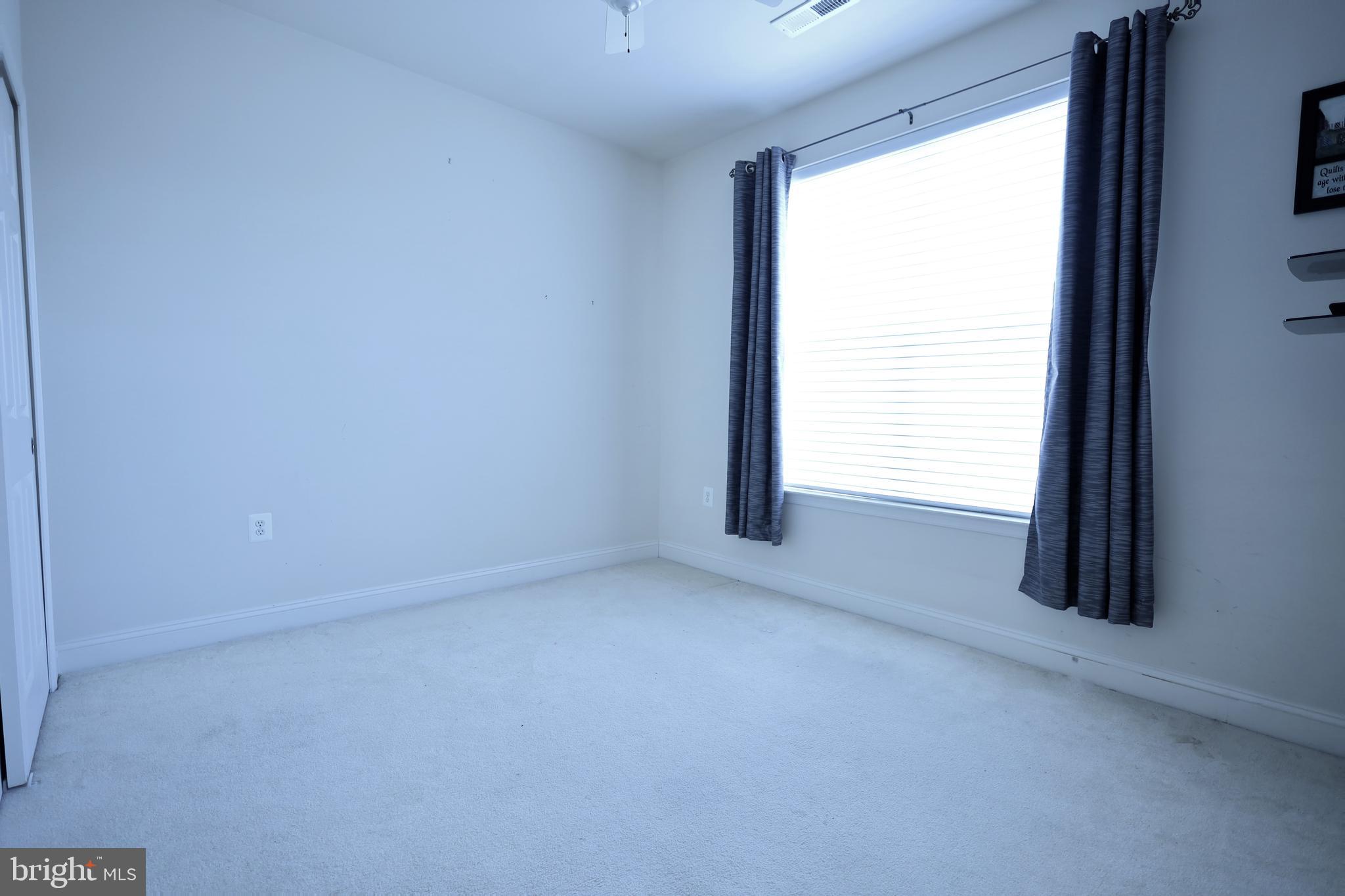 TIREE LAND CONDOMINIUMS - Residential