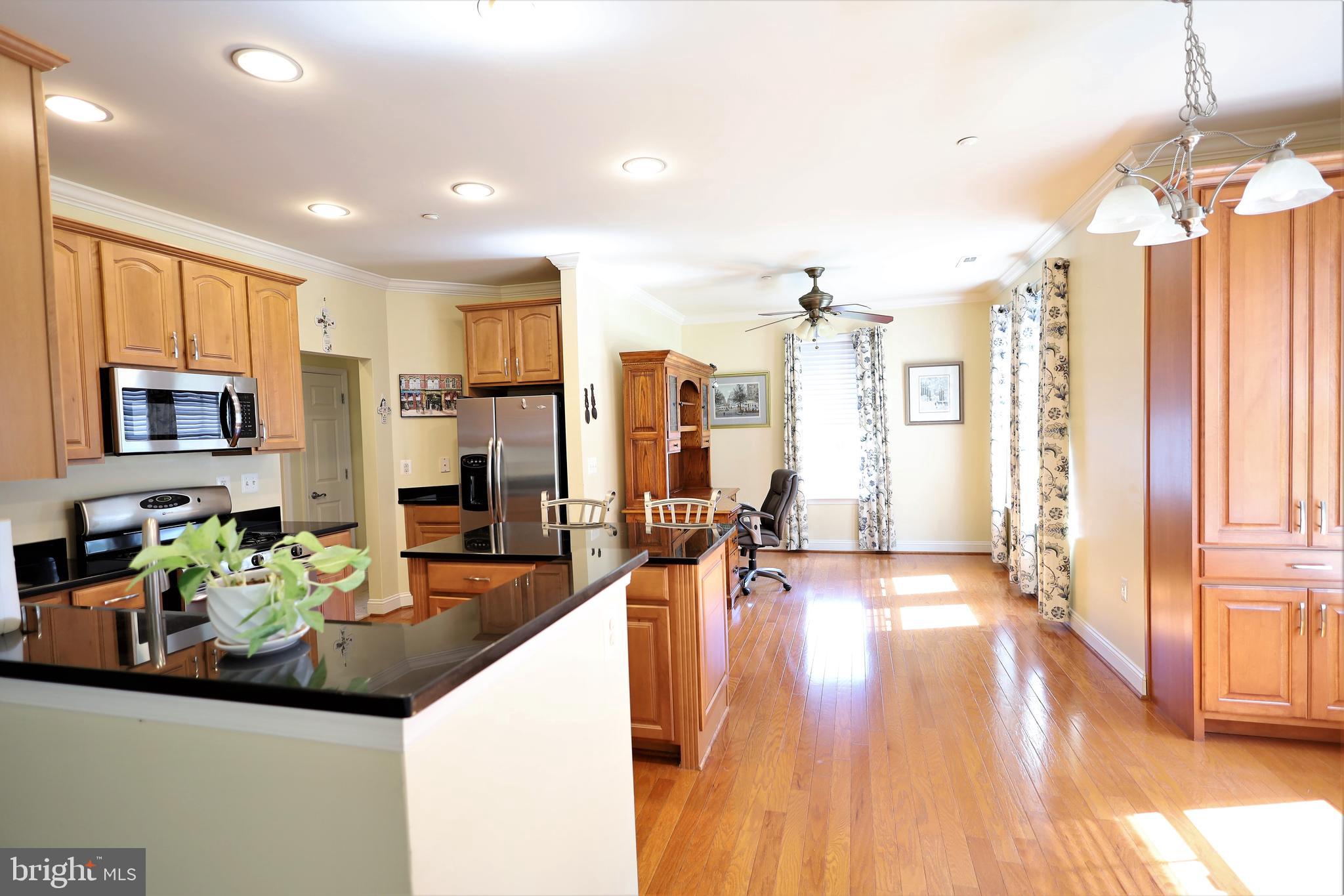 TIREE LAND CONDOMINIUMS - Residential