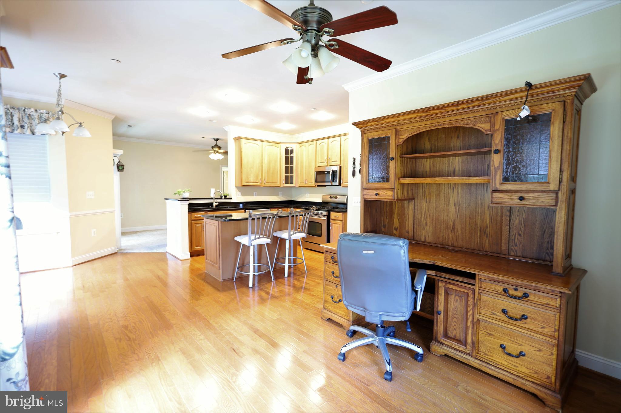 TIREE LAND CONDOMINIUMS - Residential