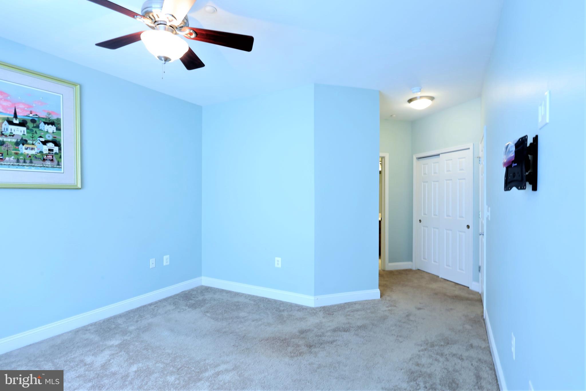 TIREE LAND CONDOMINIUMS - Residential