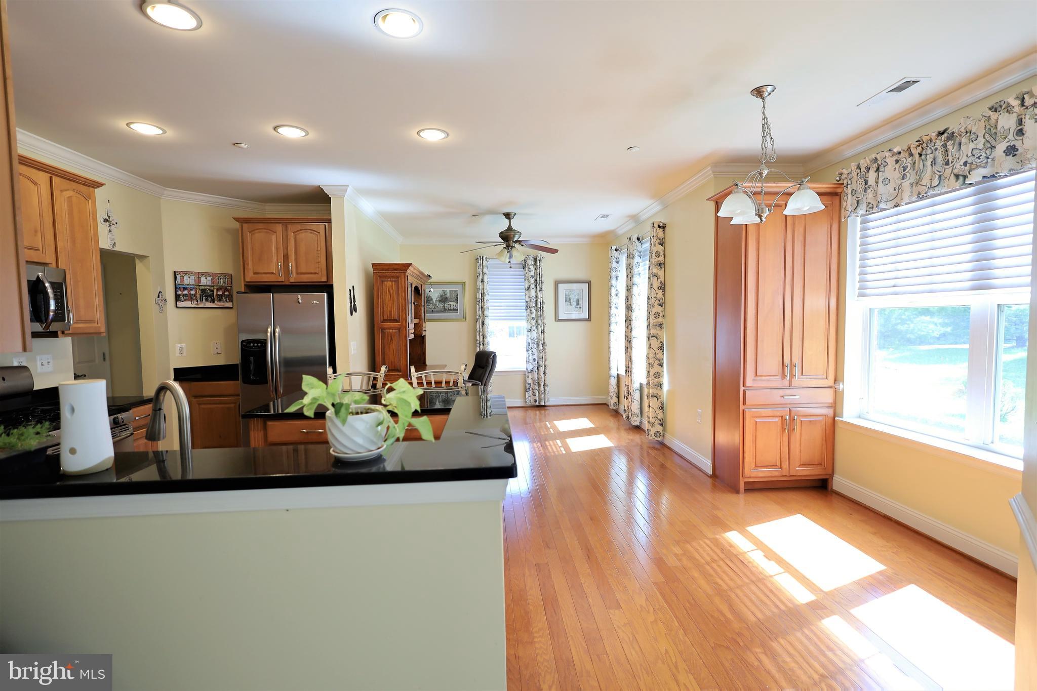 TIREE LAND CONDOMINIUMS - Residential