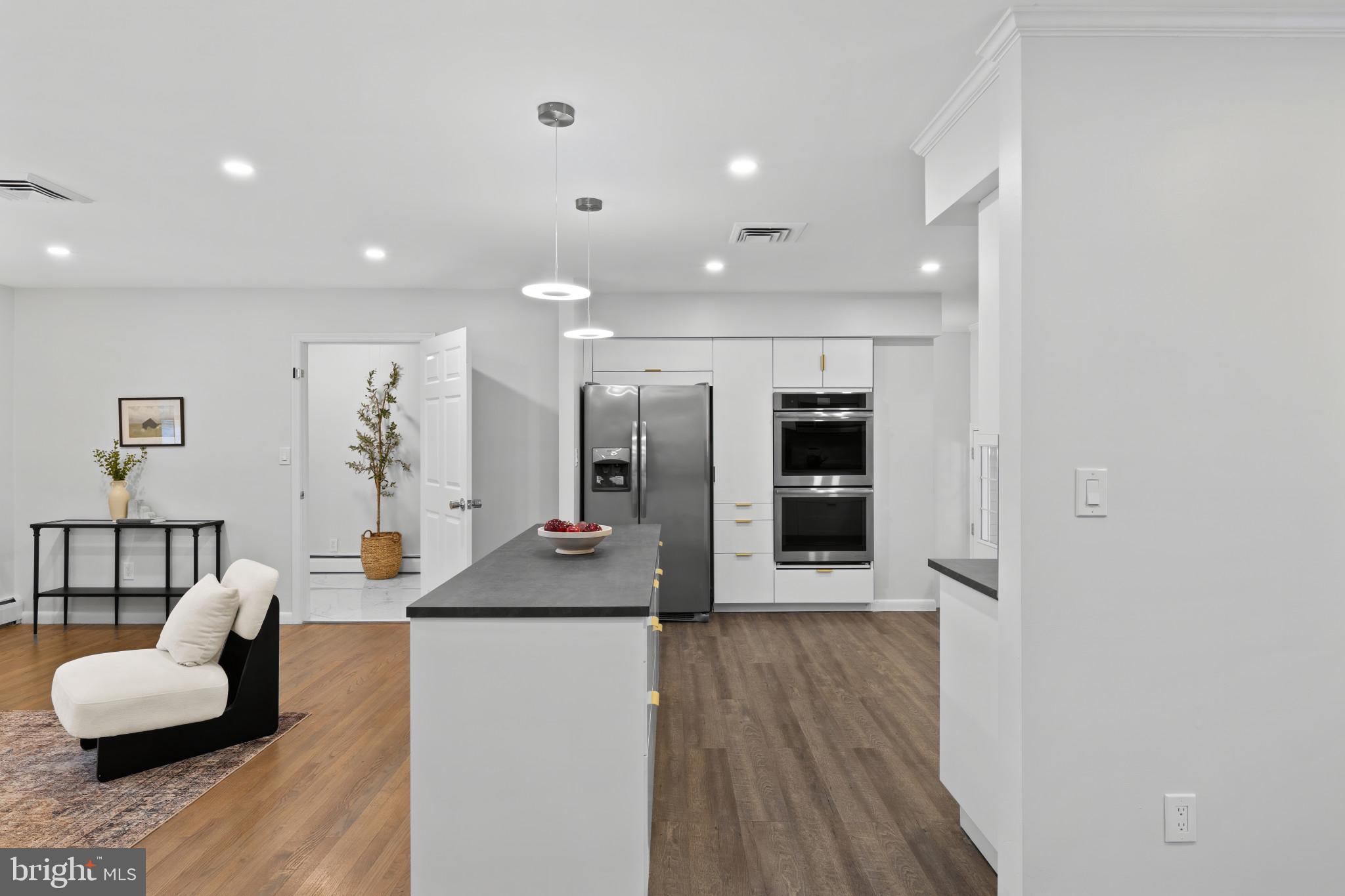 VALLEY MEDE - Residential