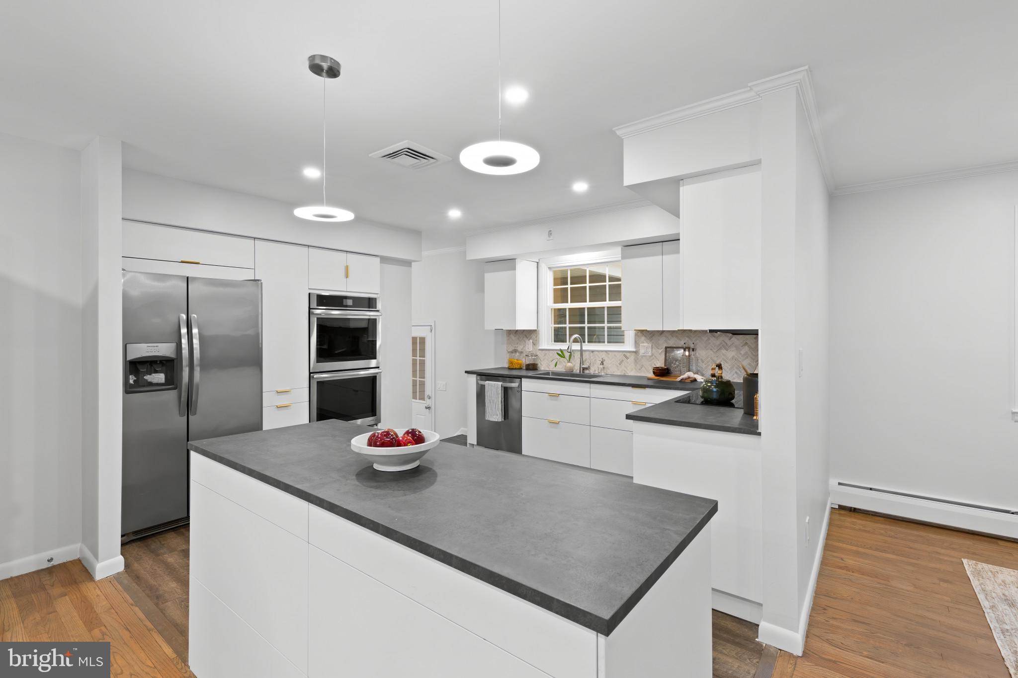 VALLEY MEDE - Residential