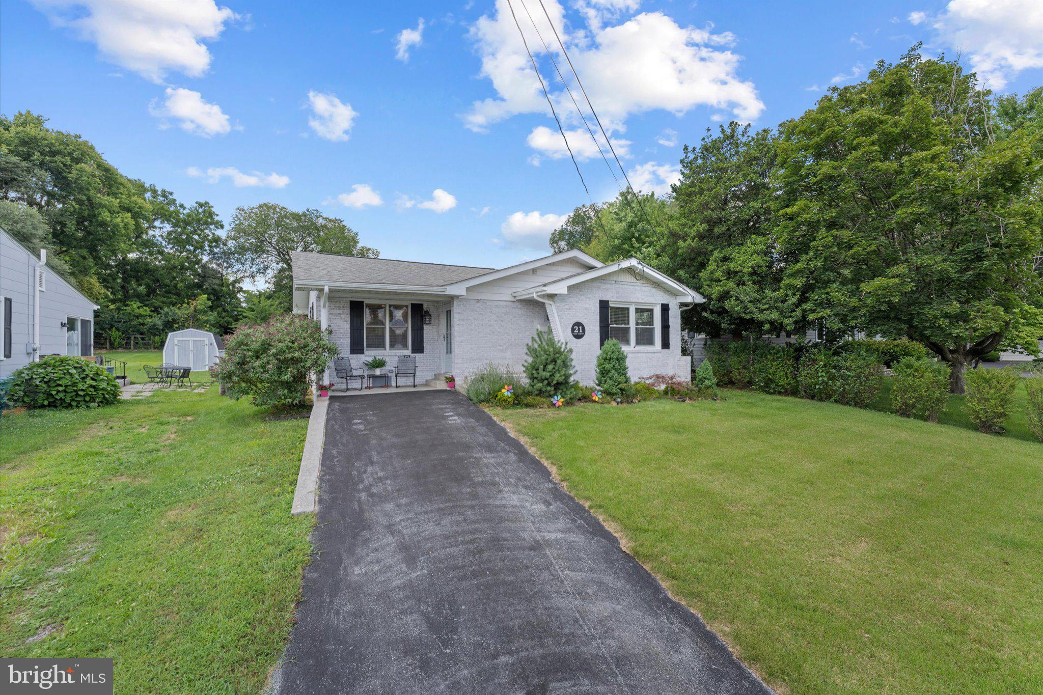 21 PAGE STREET