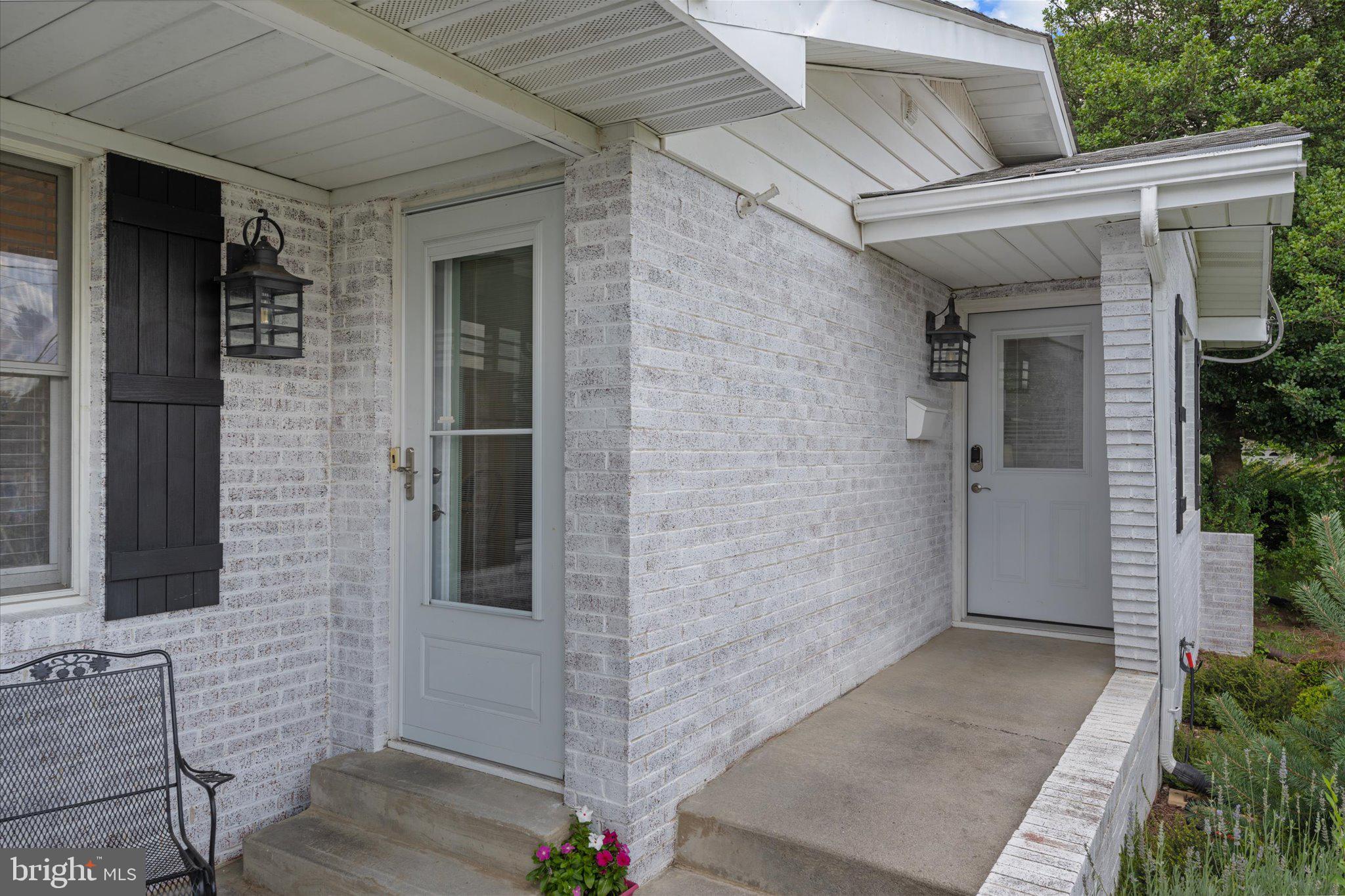 21 PAGE STREET