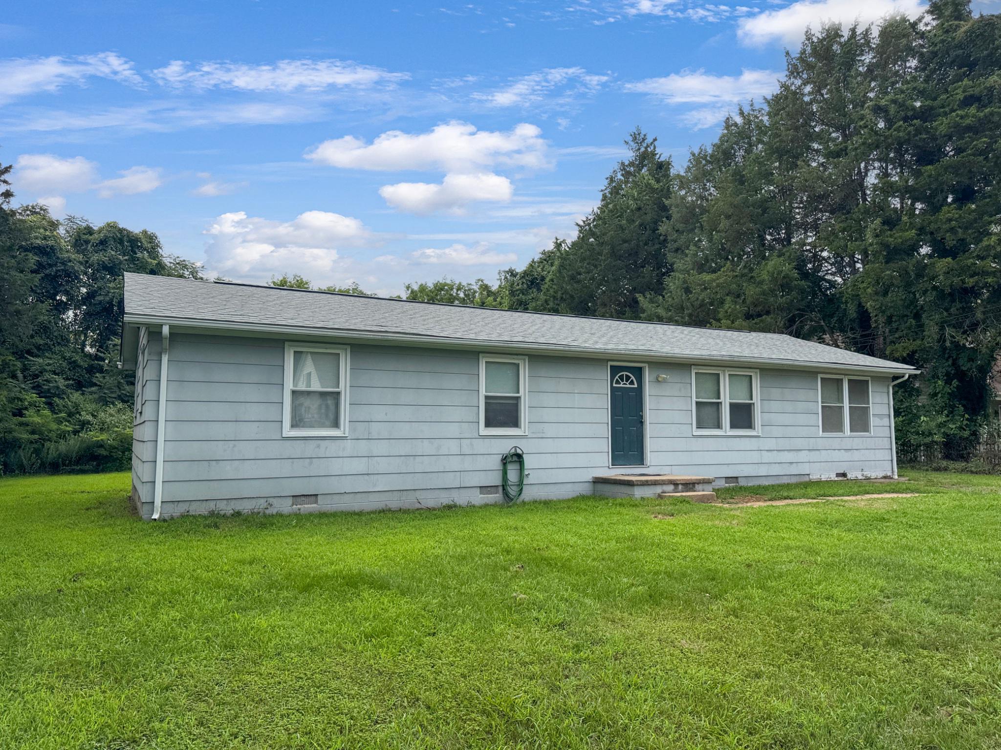 127 FAIRFAX DRIVE