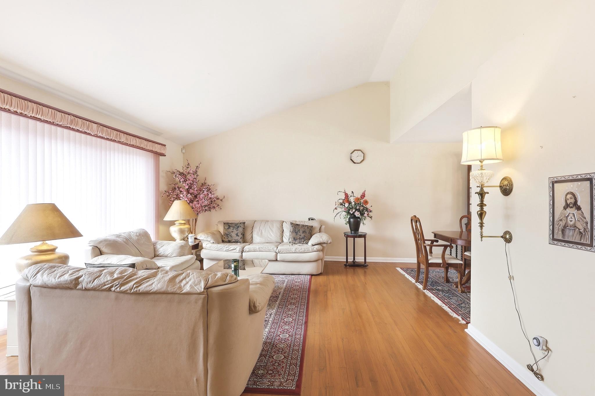 PINE VALLEY - Residential