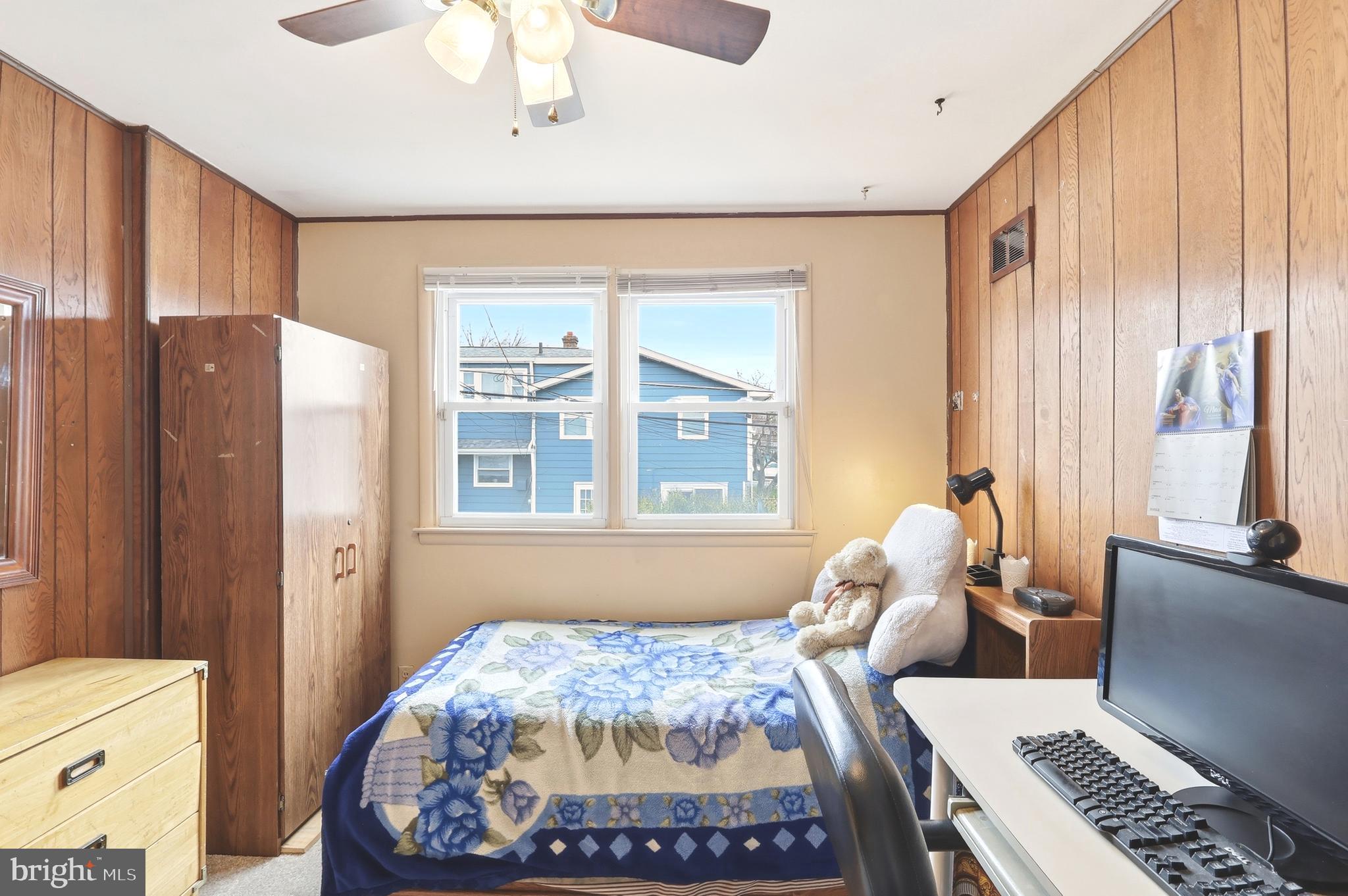 PINE VALLEY - Residential