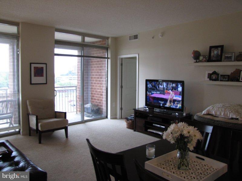 HAWTHORN - Residential