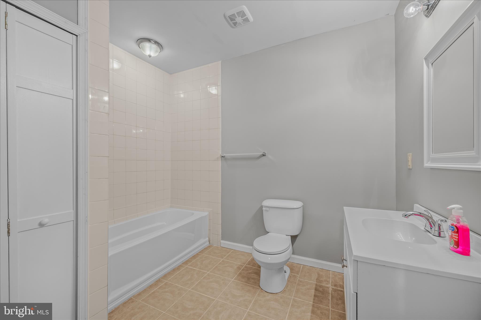 ROSEMONT ORCHARD - Residential