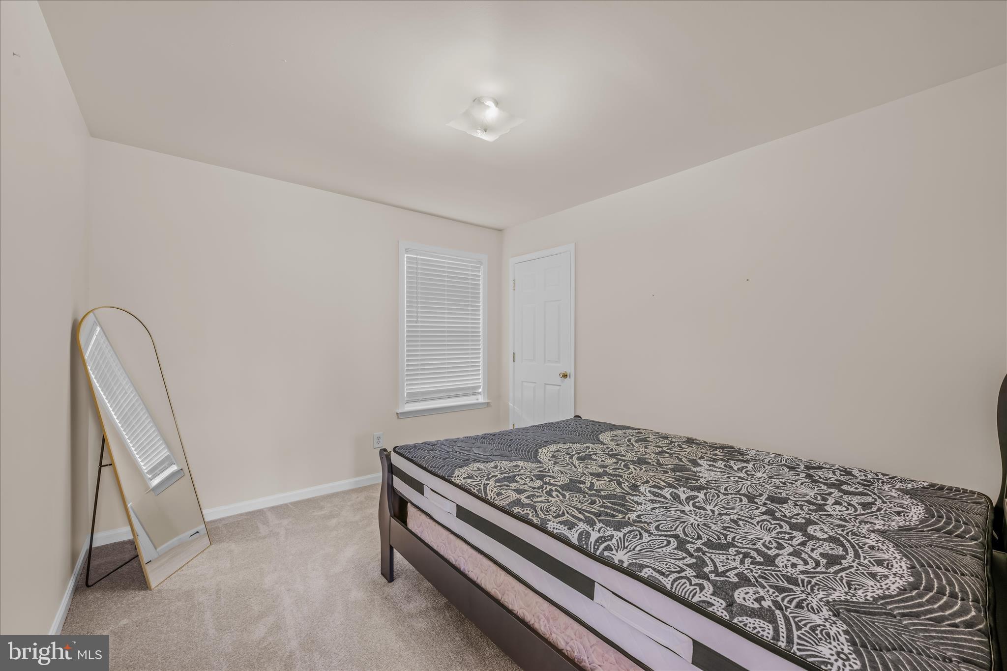 ROSEMONT ORCHARD - Residential