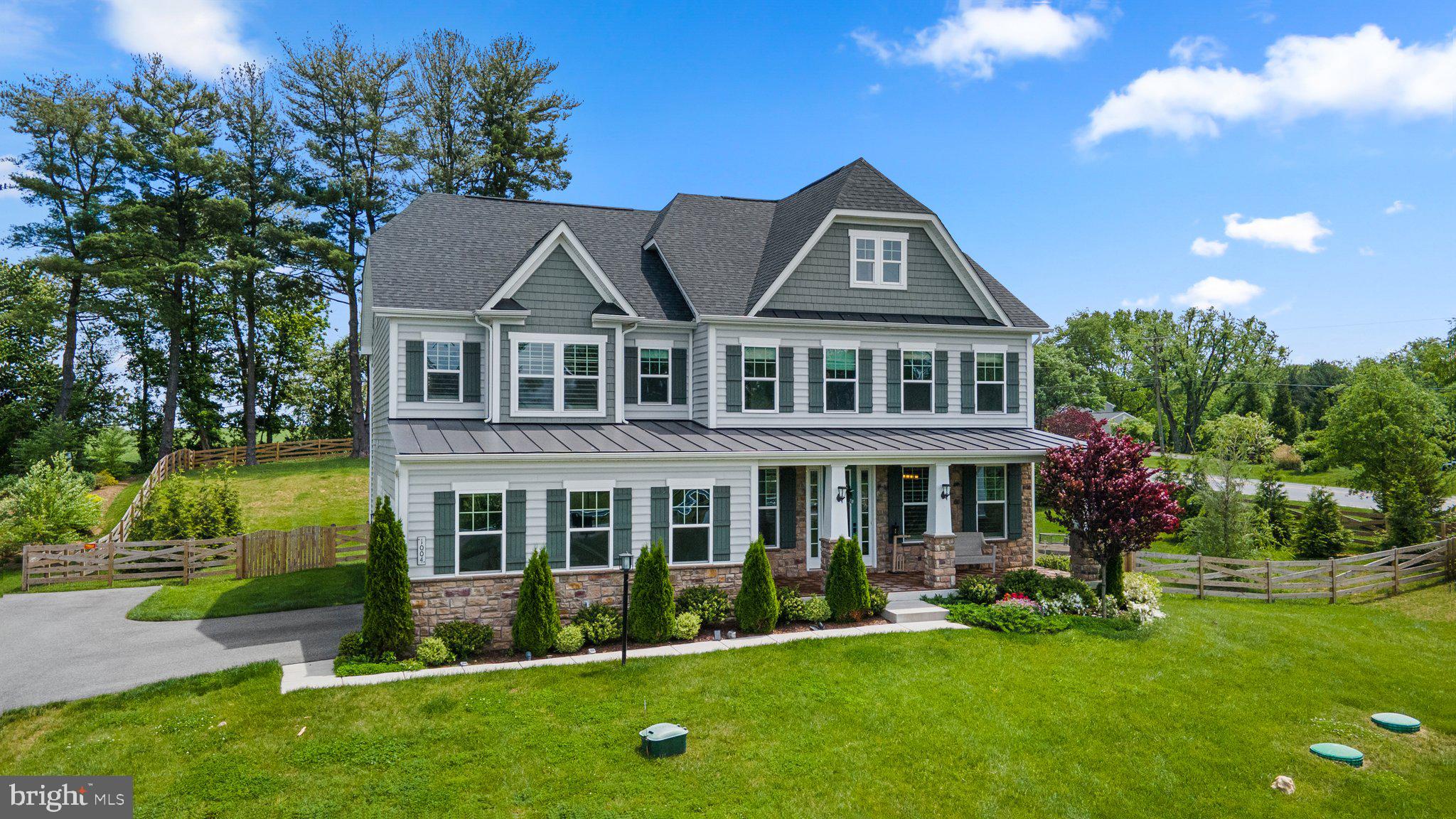 FAIRLANE FARM - Residential