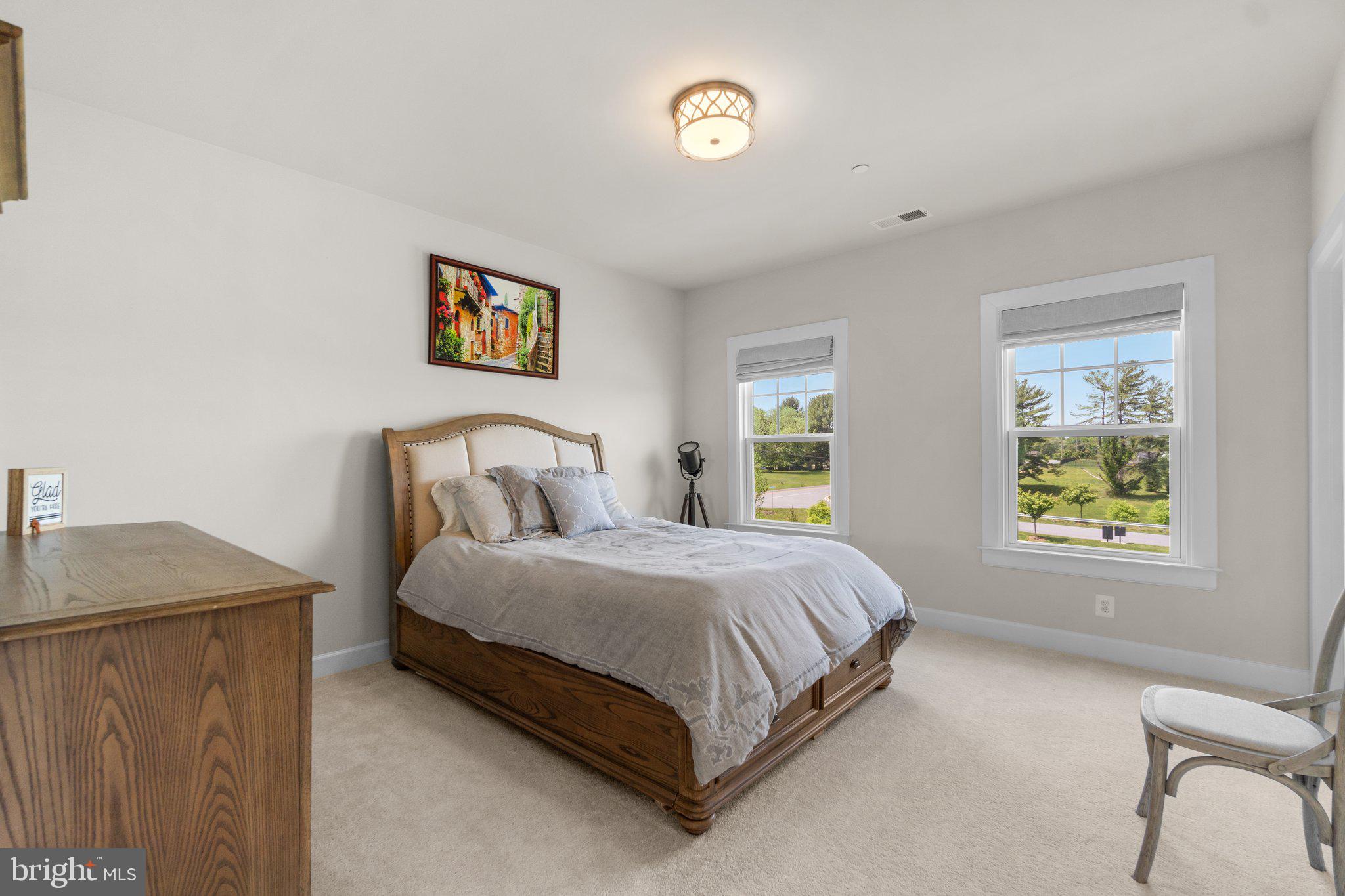 FAIRLANE FARM - Residential