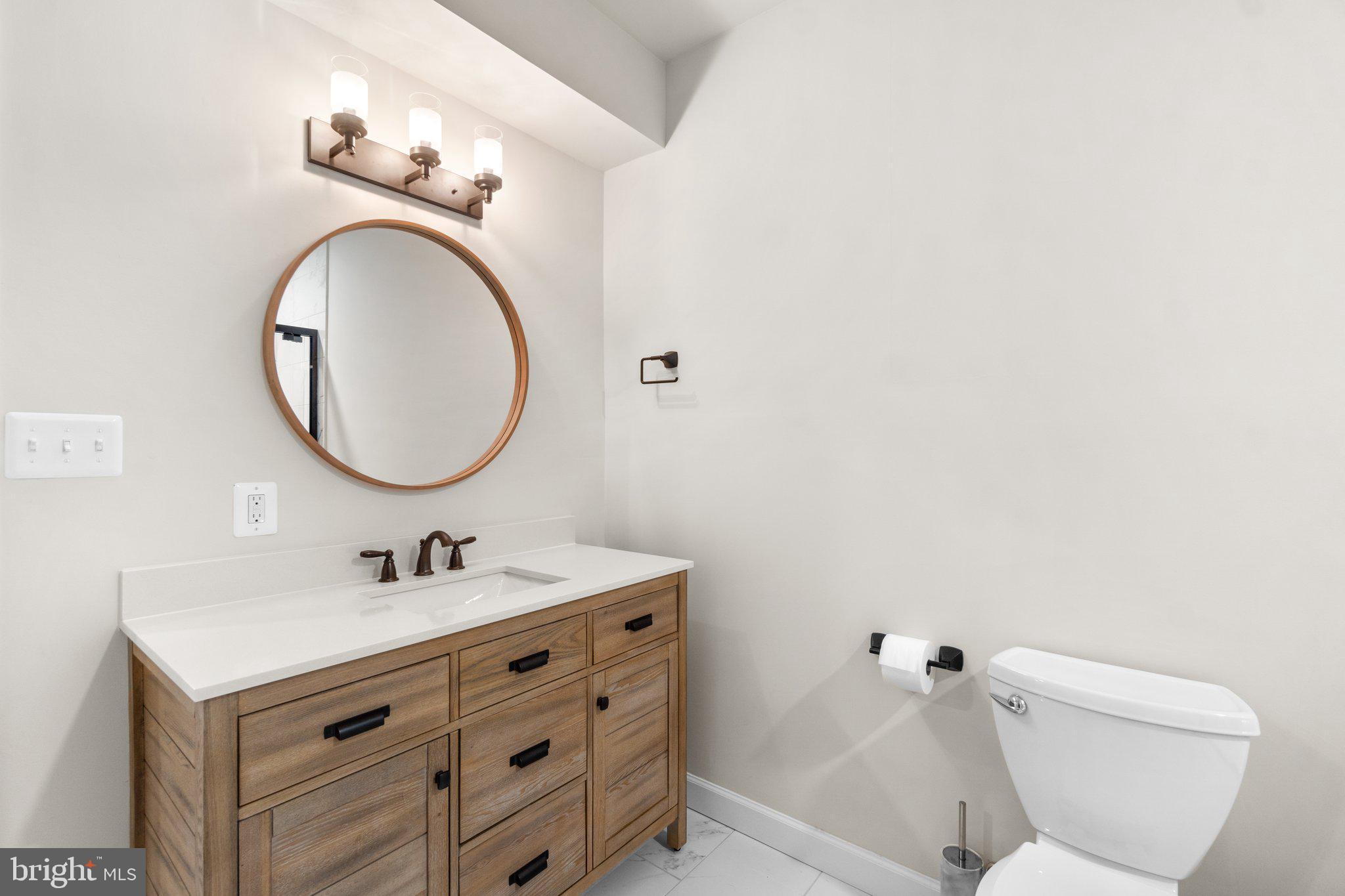 FAIRLANE FARM - Residential